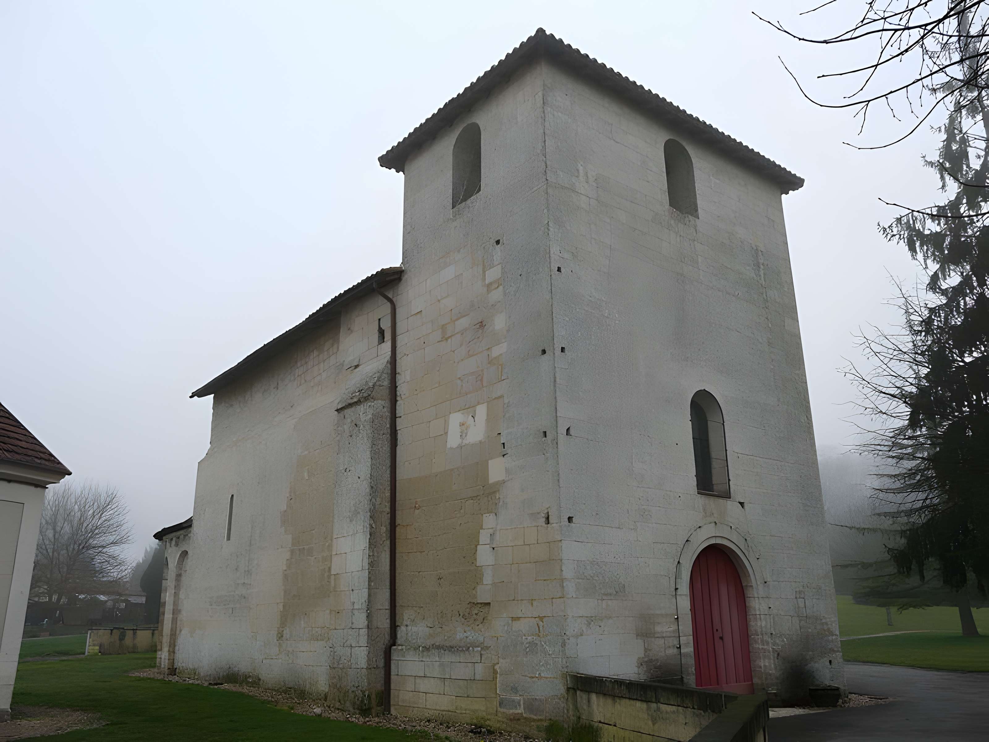 Église Saint-Saturnin de Coutures