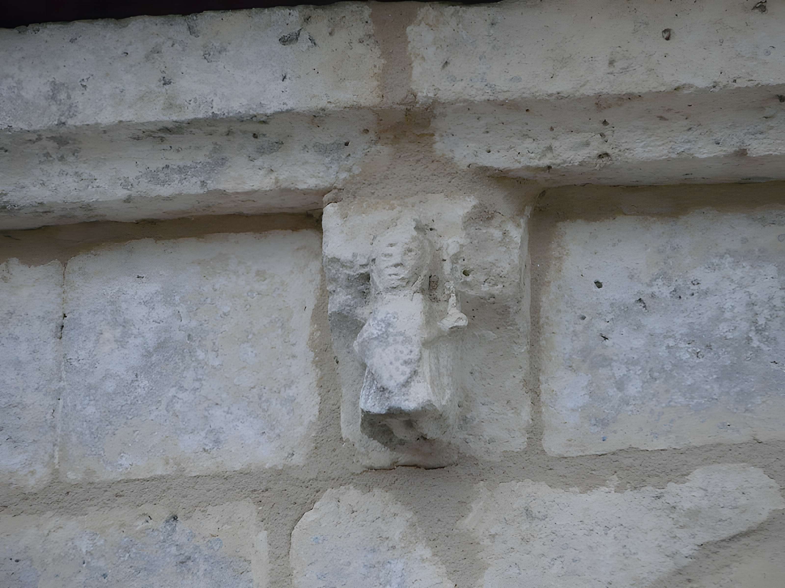 Église Saint-Saturnin de Coutures