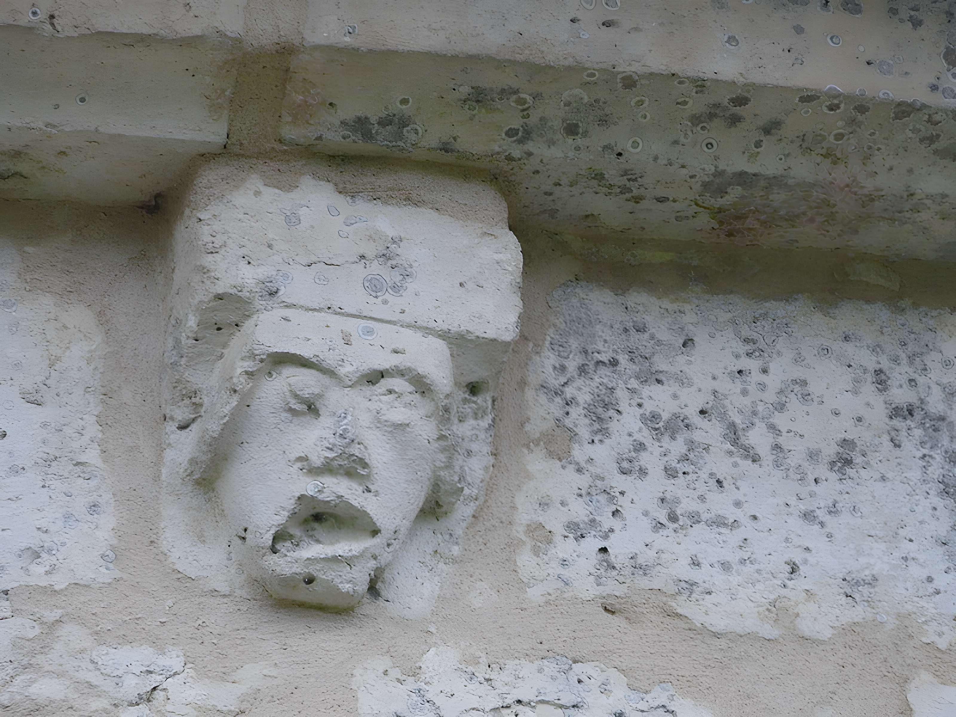 Église Saint-Saturnin de Coutures