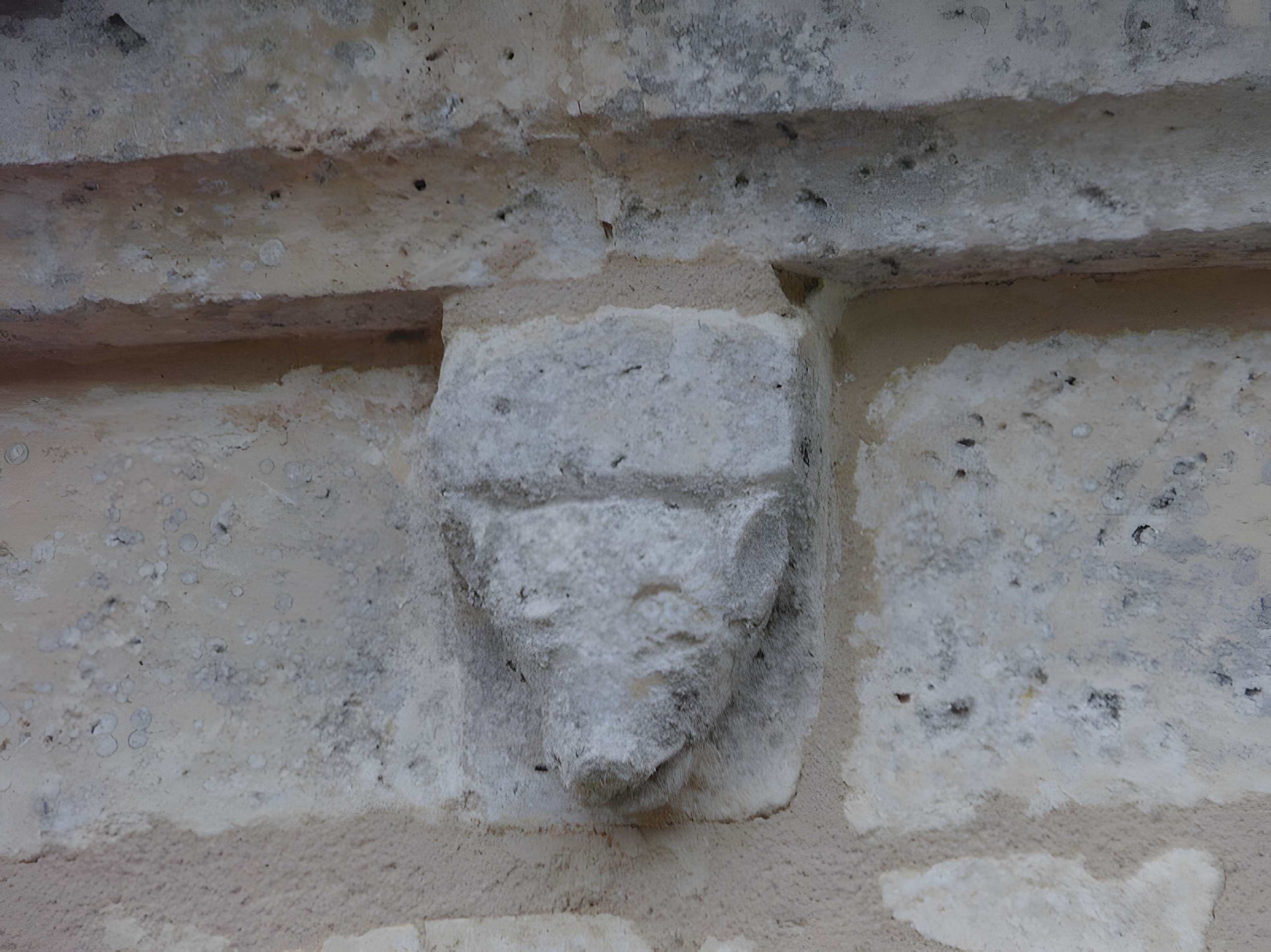 Église Saint-Saturnin de Coutures