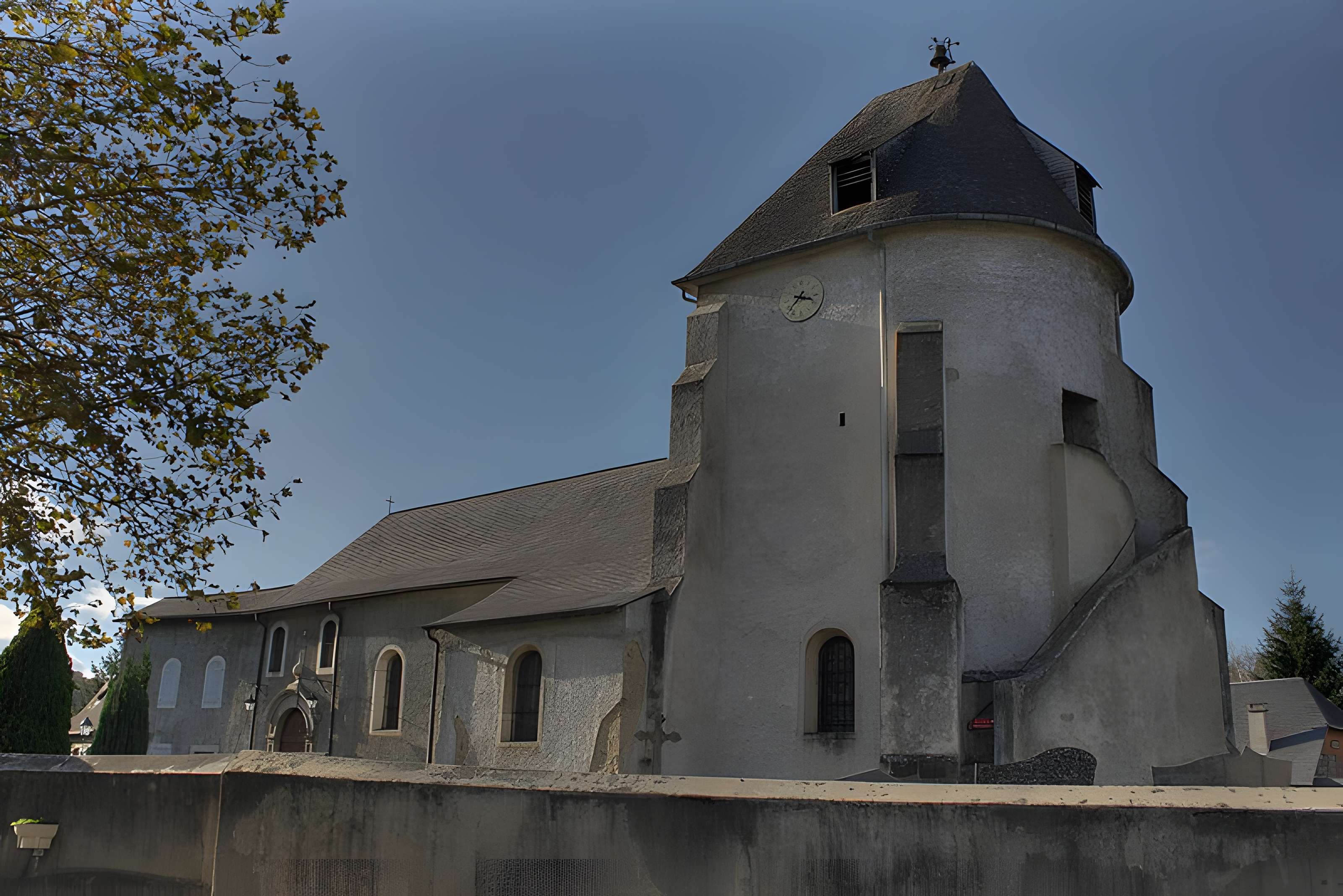 Église Saint-Saturnin de Loubajac 