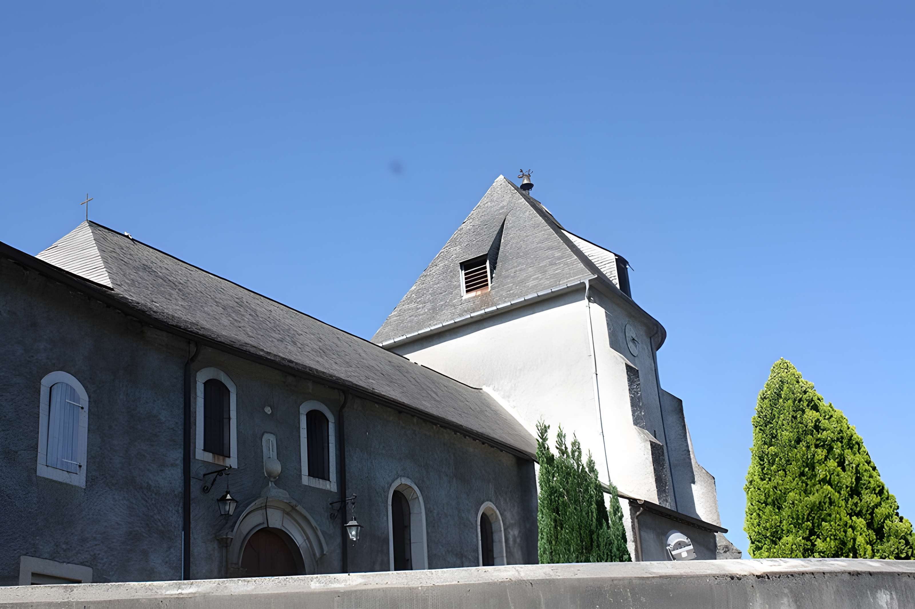 Église Saint-Saturnin de Loubajac
