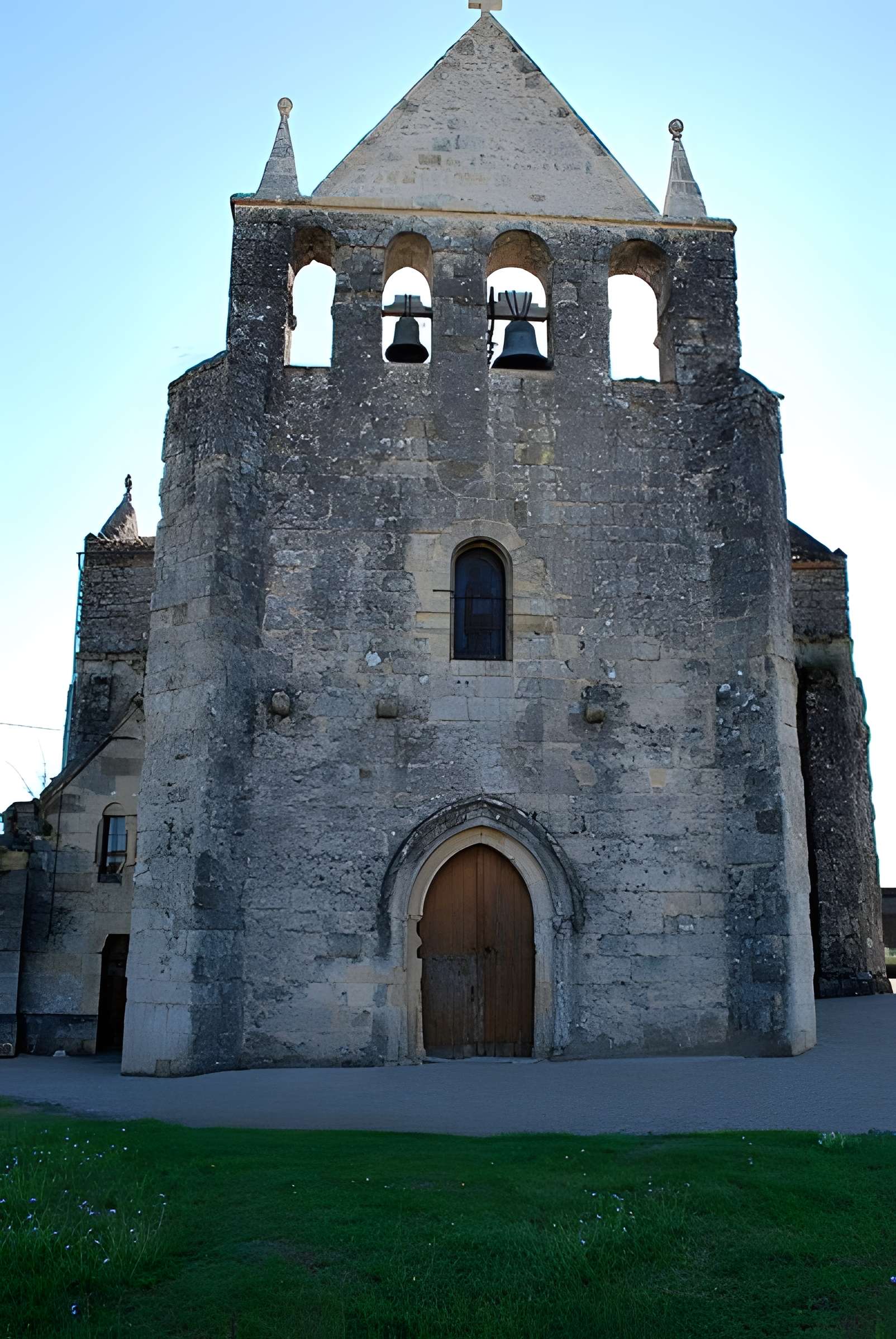 Église Saint-Saturnin de Mauriac