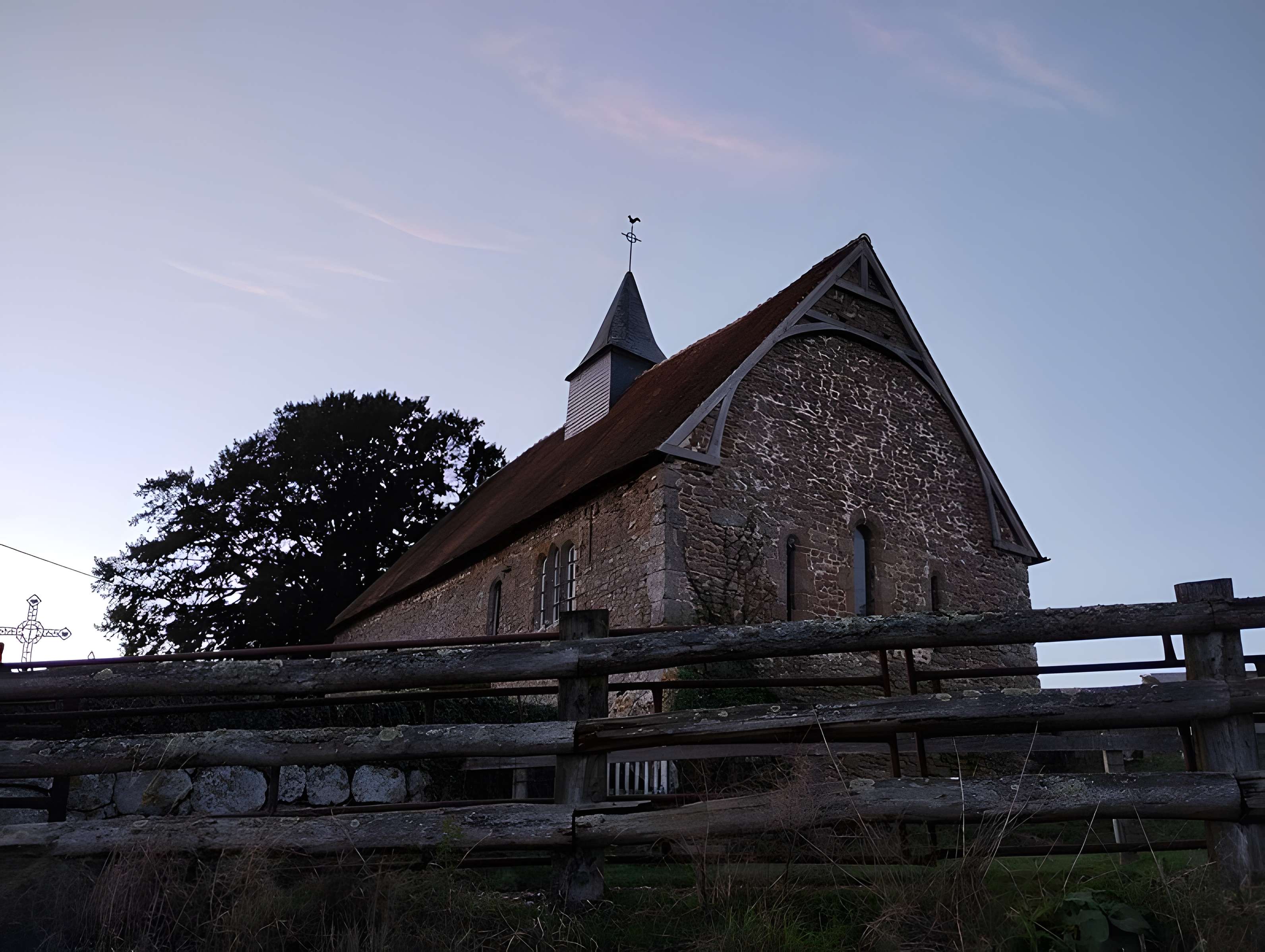 Eglise Saint-Sébastien de Méguillaume