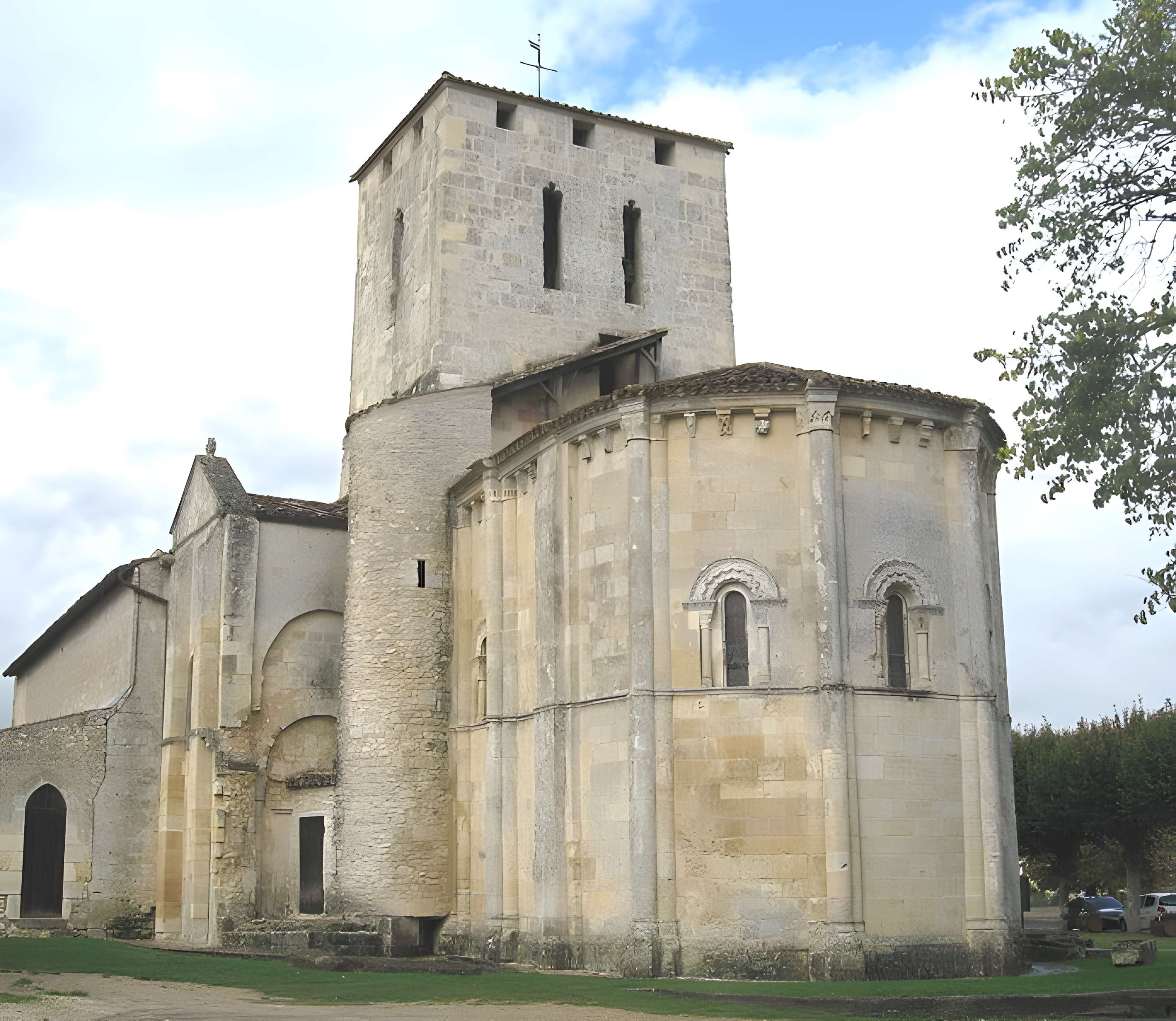 Église Saint-Saturnin de Moulis-en-Médoc 