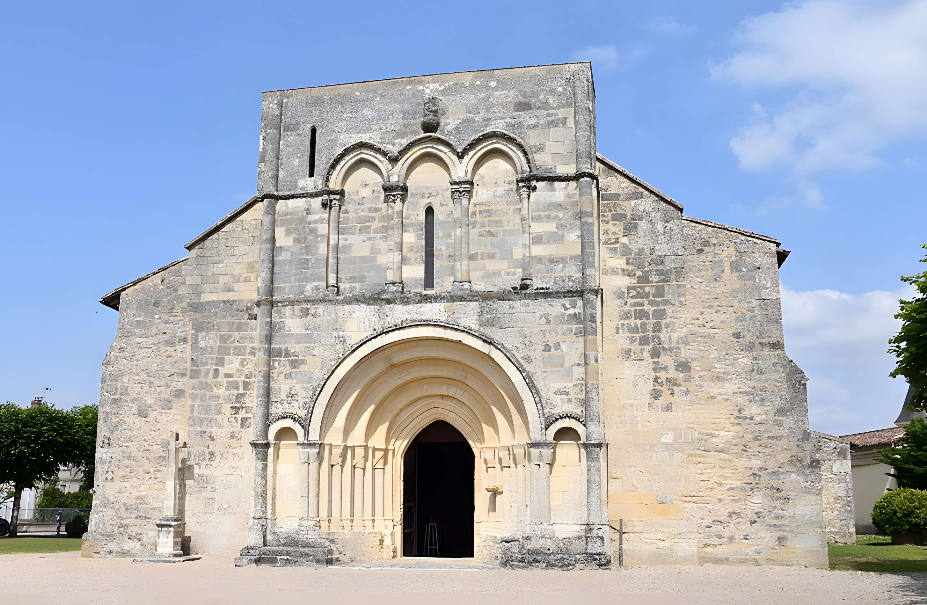 Église Saint-Saturnin de Moulis-en-Médoc