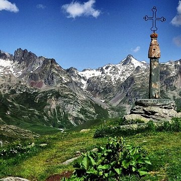 Église Saint-Saturnin de Saint-Sorlin-dArves
