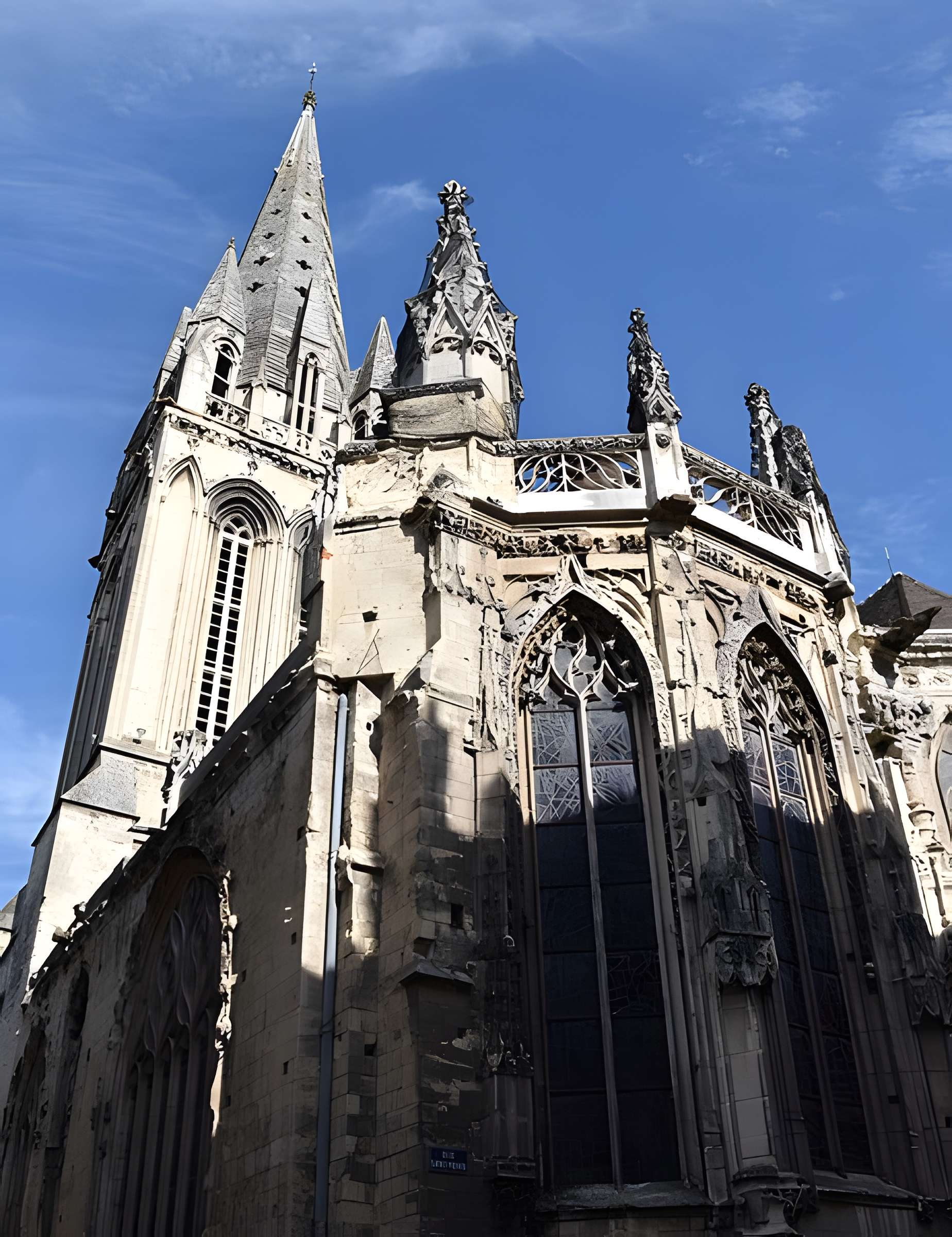 Église Saint-Sauveur de Caen