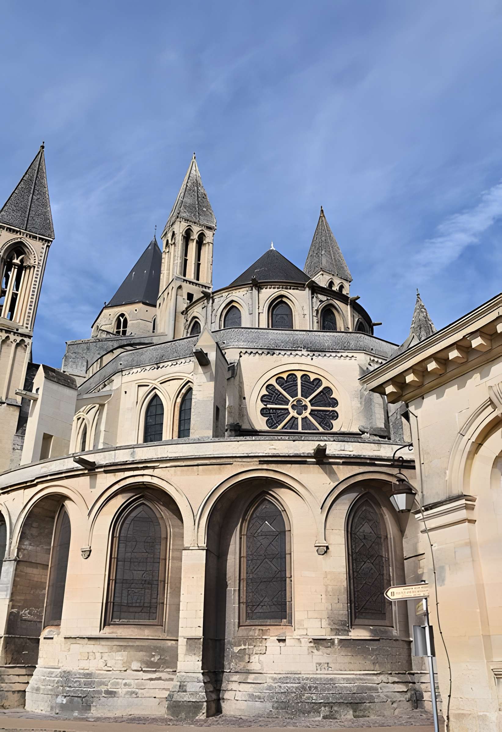 Église Saint-Sauveur de Caen