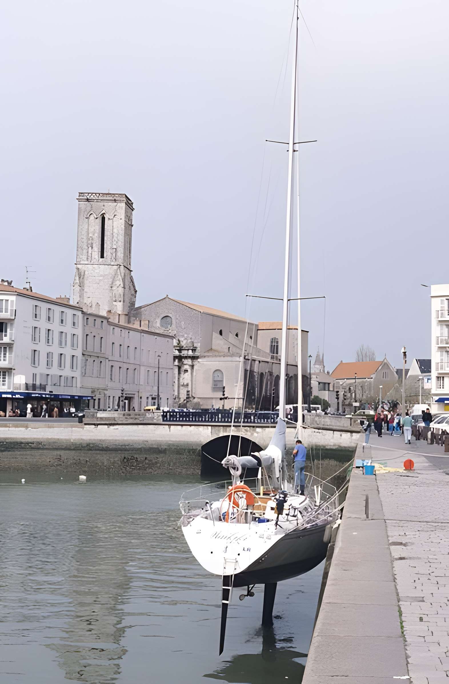 Église Saint-Sauveur de La Rochelle