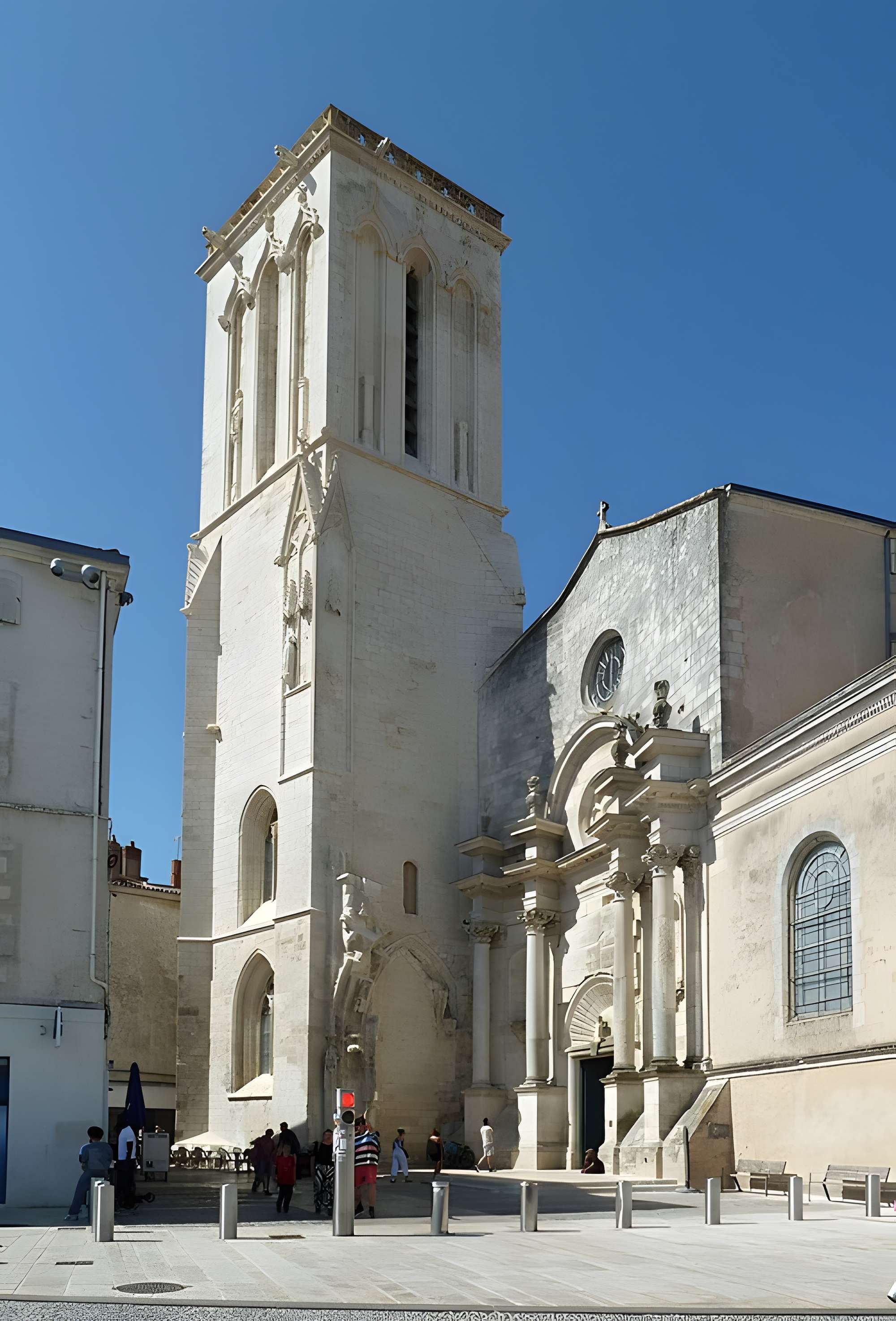 Église Saint-Sauveur de La Rochelle
