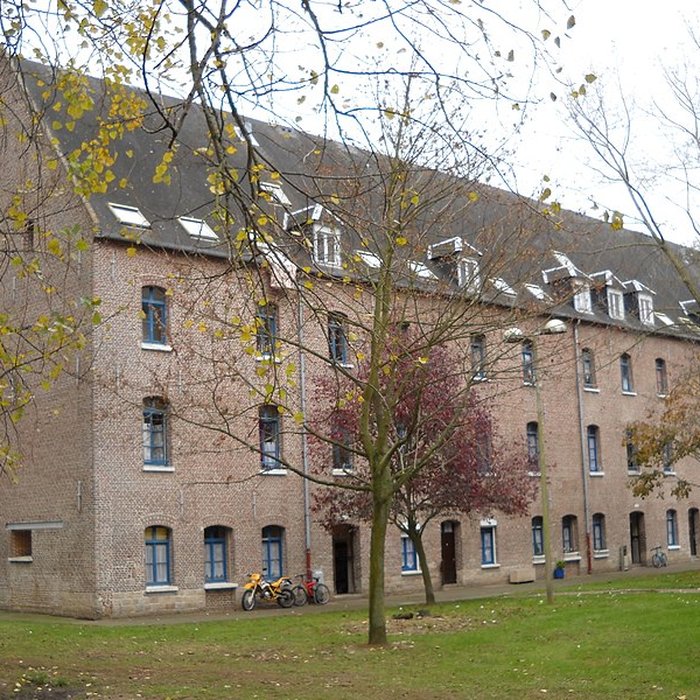 Photo de Casernes Taix et Listenois