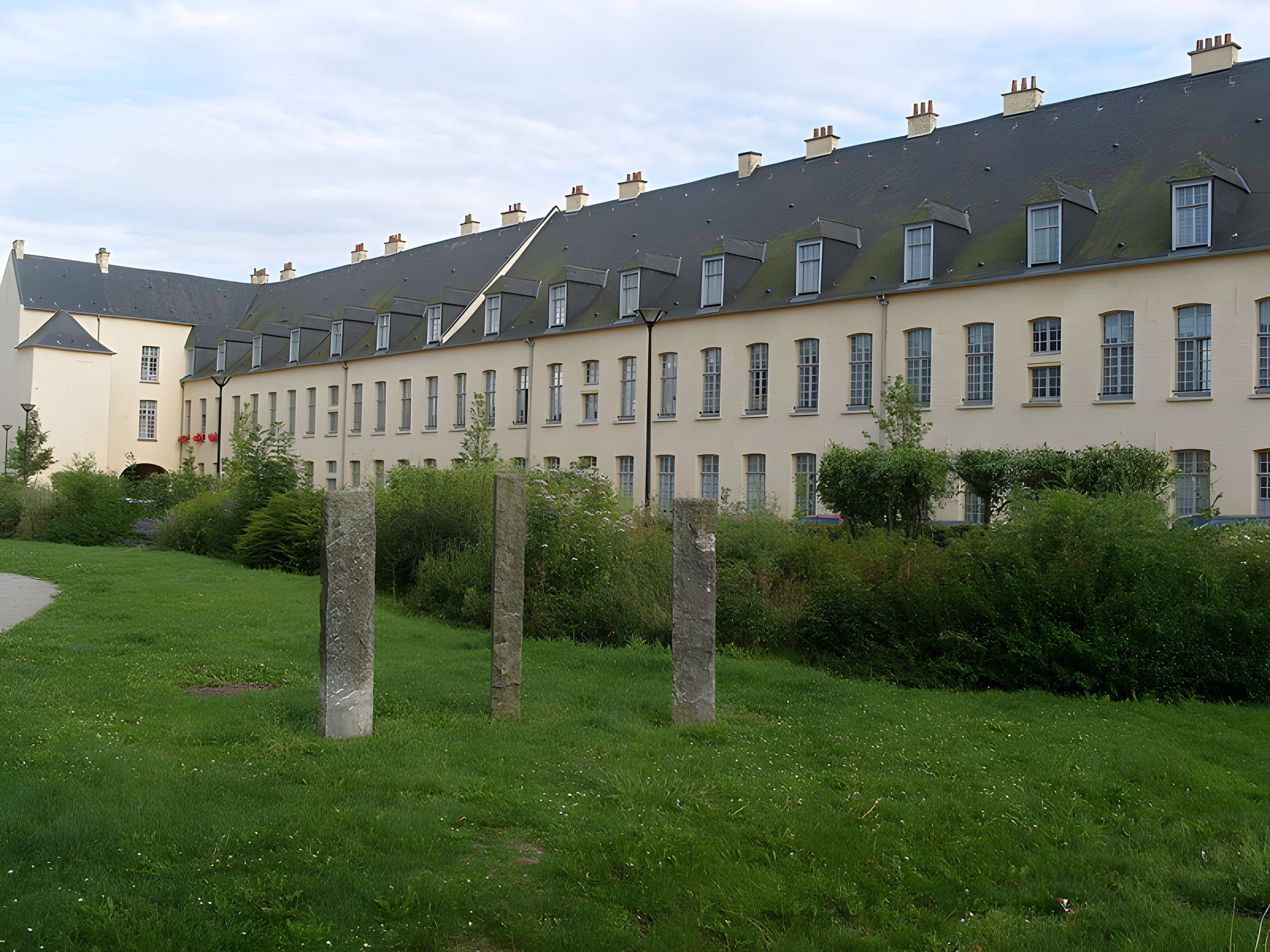 Casernes Taix et Listenois