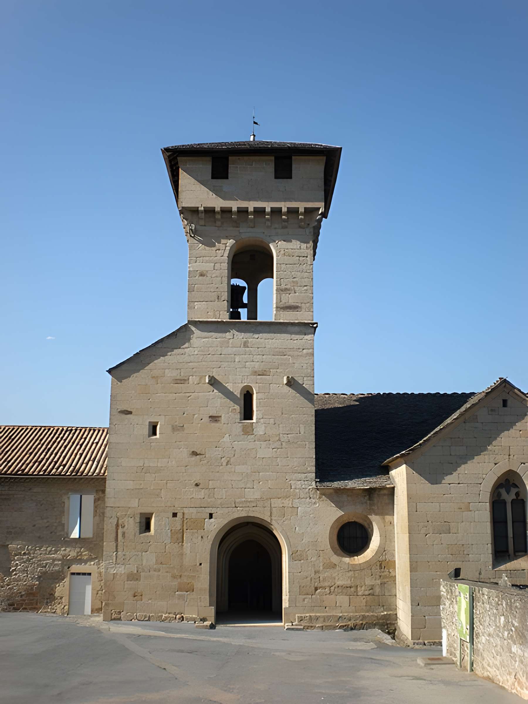 Église Saint-Sauveur des Salelles