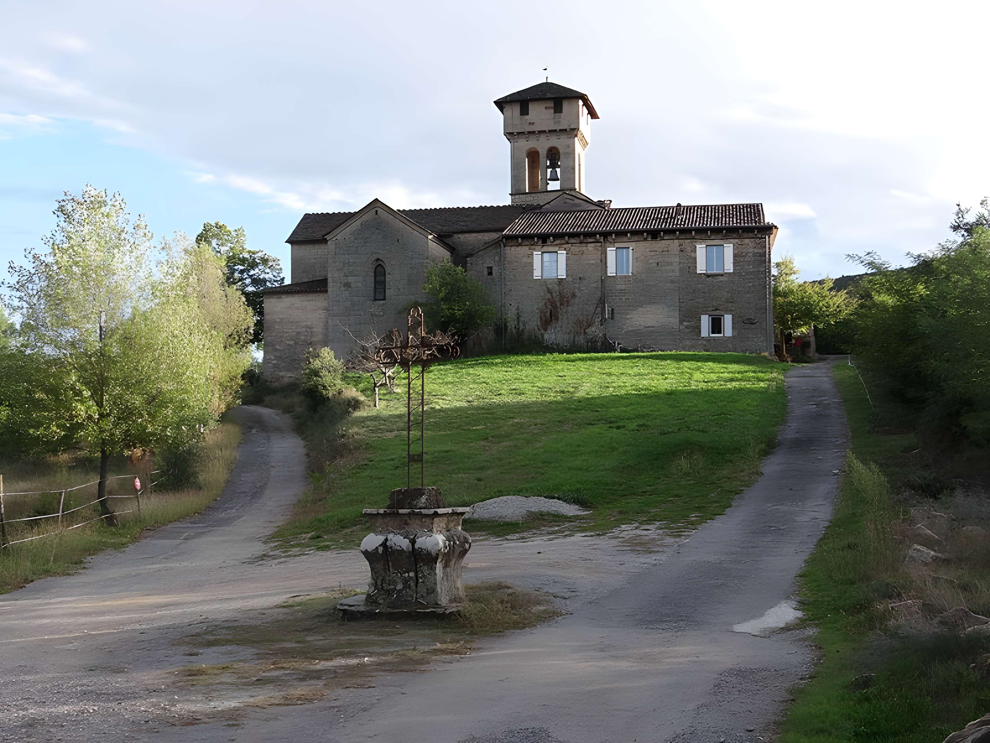 Église Saint-Sauveur des Salelles