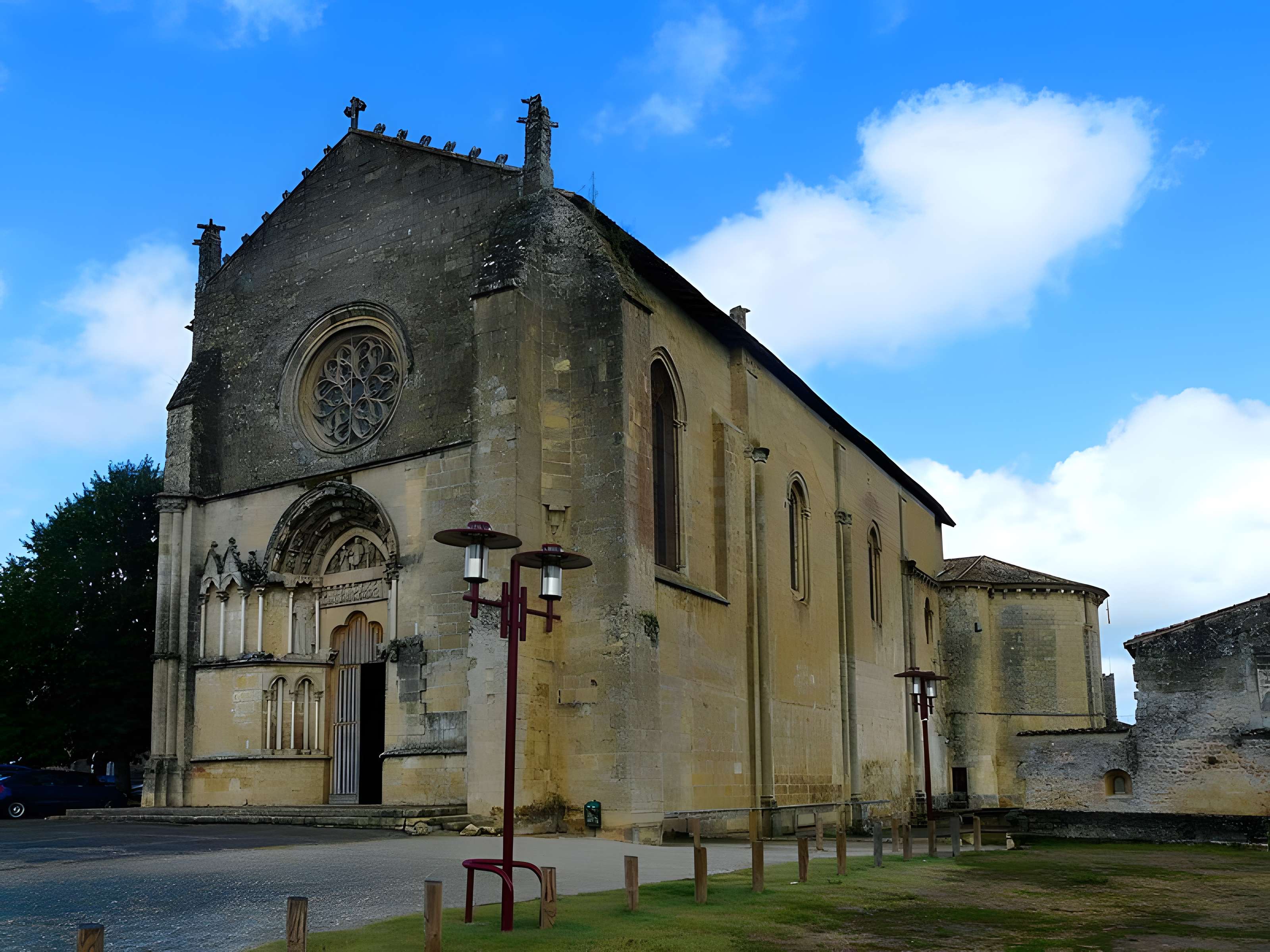 Église Saint-Sauveur-et-Saint-Martin de Saint-Macaire 