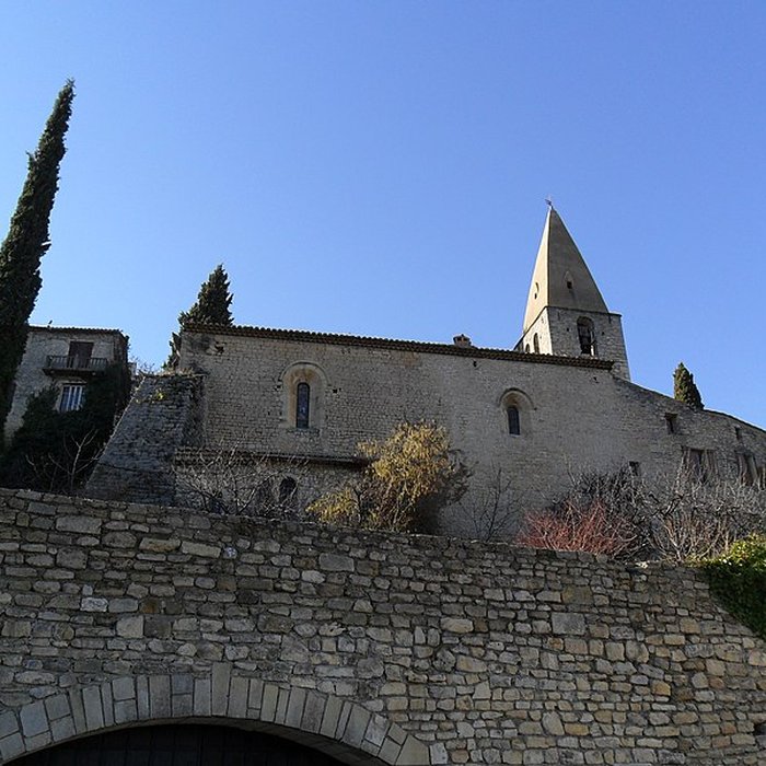 Photo de Église Saint-Sauveur-et-Saint-Sixte de Crestet