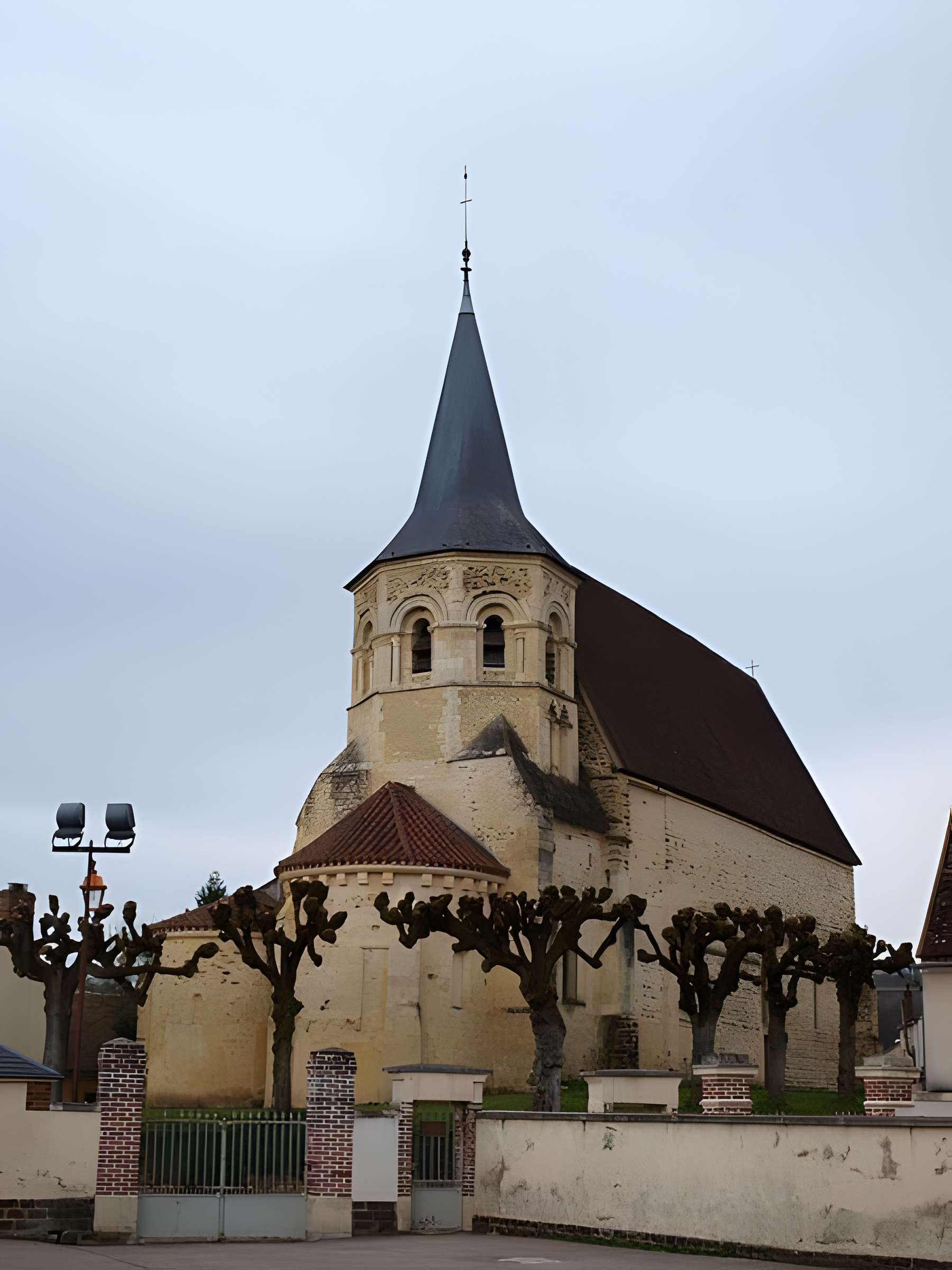 Église Saint-Sébastien de Parly 