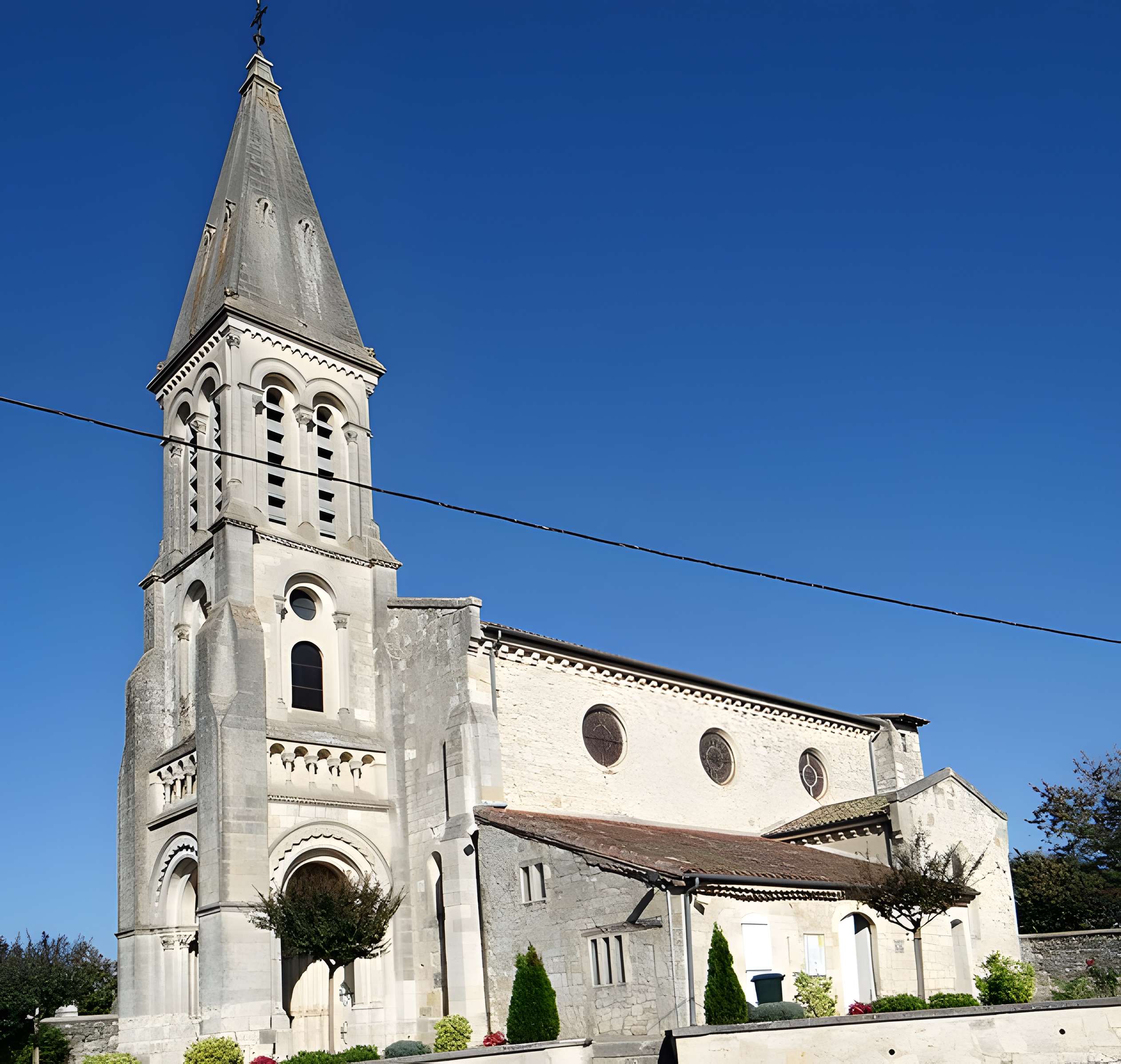 Église Saint-Sernin d'Artigues