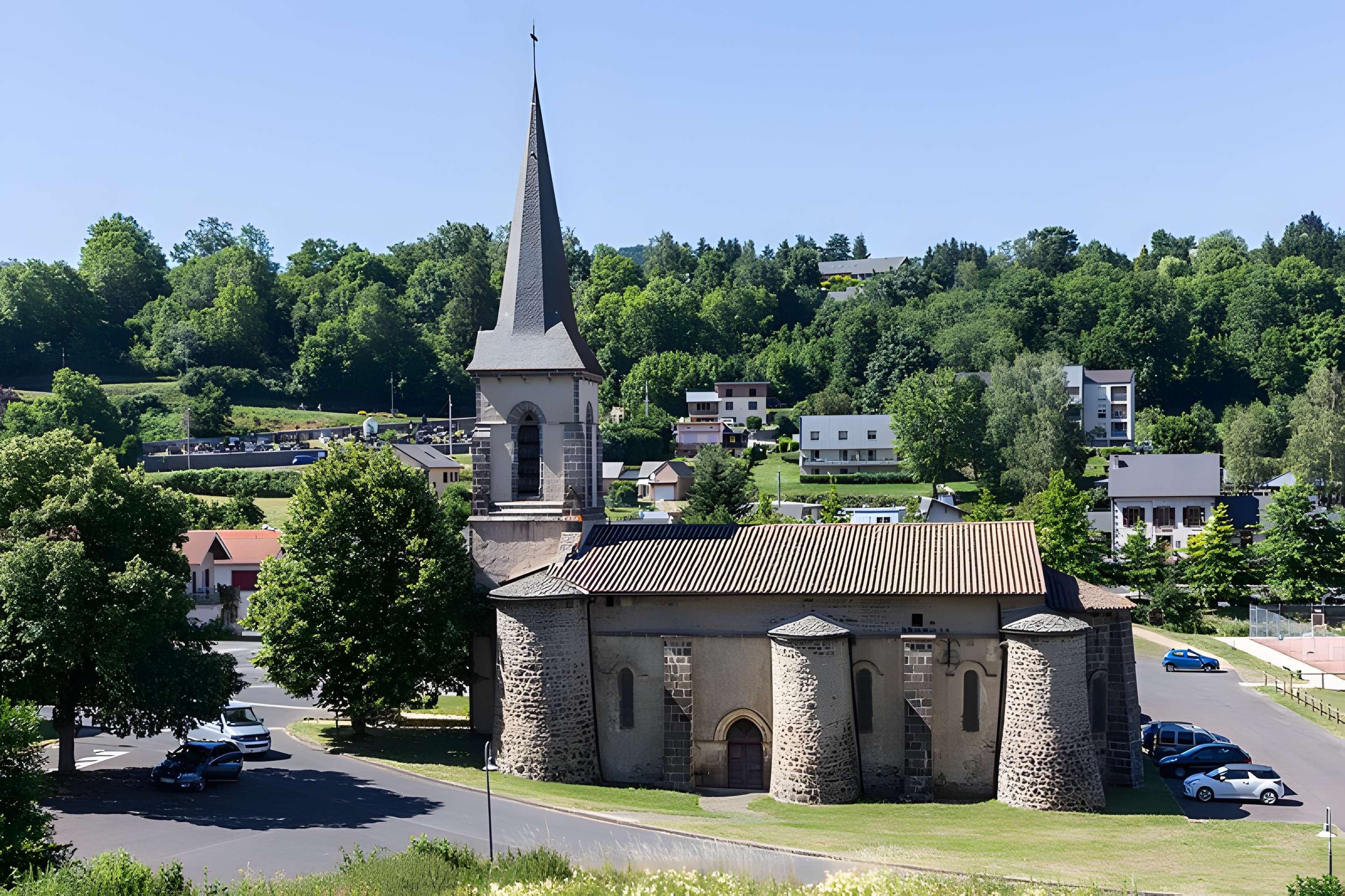 Église Saint-Sidoine d'Aydat