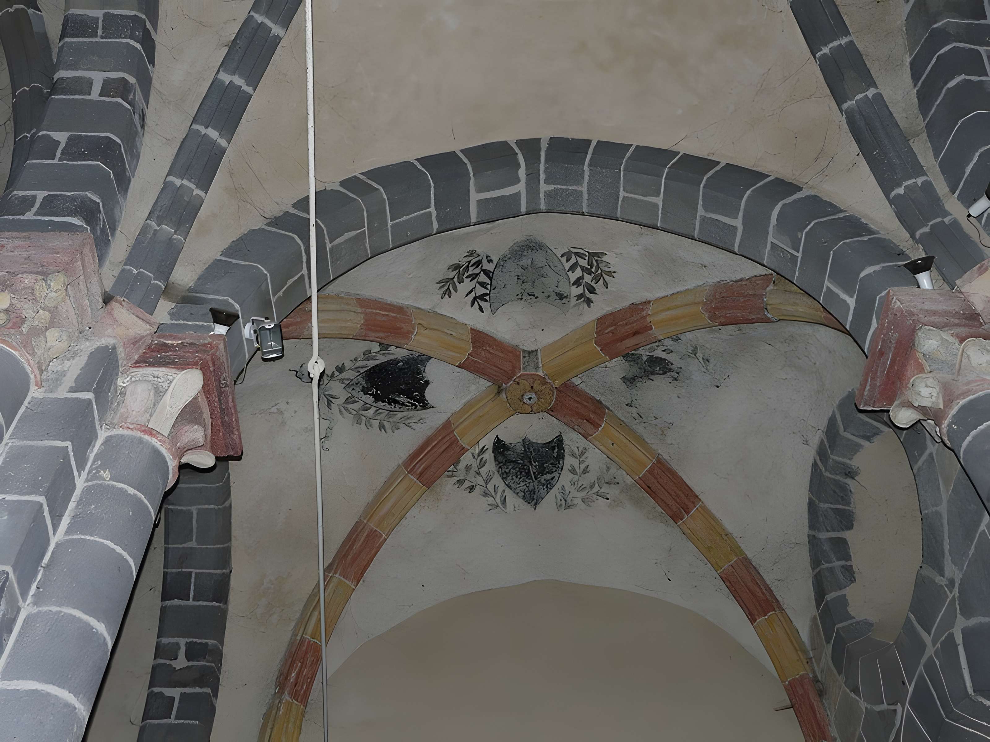 Église Saint-Sidoine d'Aydat