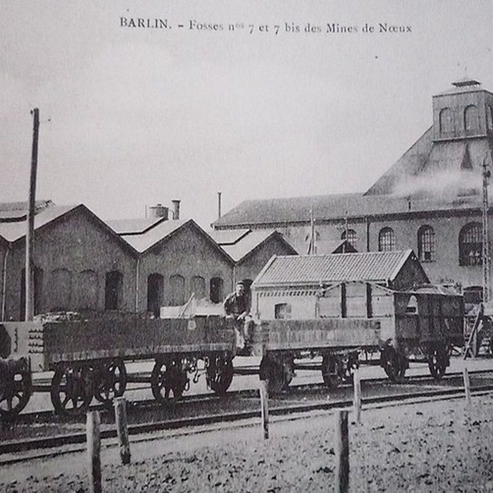 Photo de Fosse n 7 de la compagnie des mines de Vicoigne-Noeux-Drocourt et du groupe de Béthune des Houillères du Bassin du Nord et du Pas-de-Calais