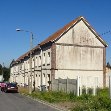 Fosse n 7 de la compagnie des mines de Vicoigne-Noeux-Drocourt et du groupe de Béthune des Houillères du Bassin du Nord et du Pas-de-Calais