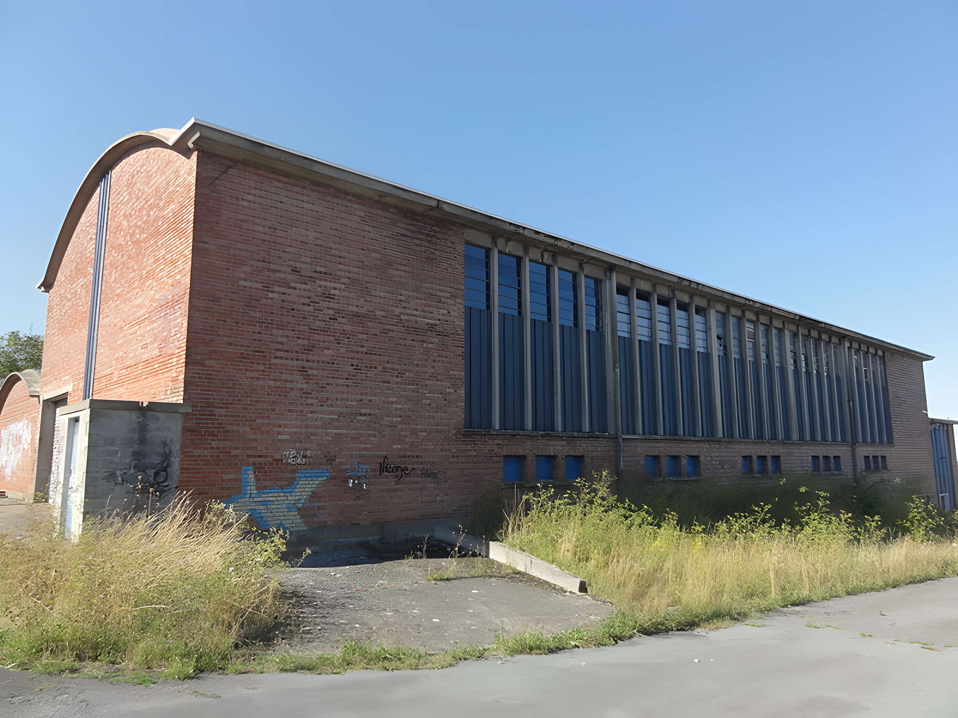 Fosse n° 7 de la compagnie des mines de Vicoigne-Noeux-Drocourt et du groupe de Béthune des Houillères du Bassin du Nord et du Pas-de-Calais