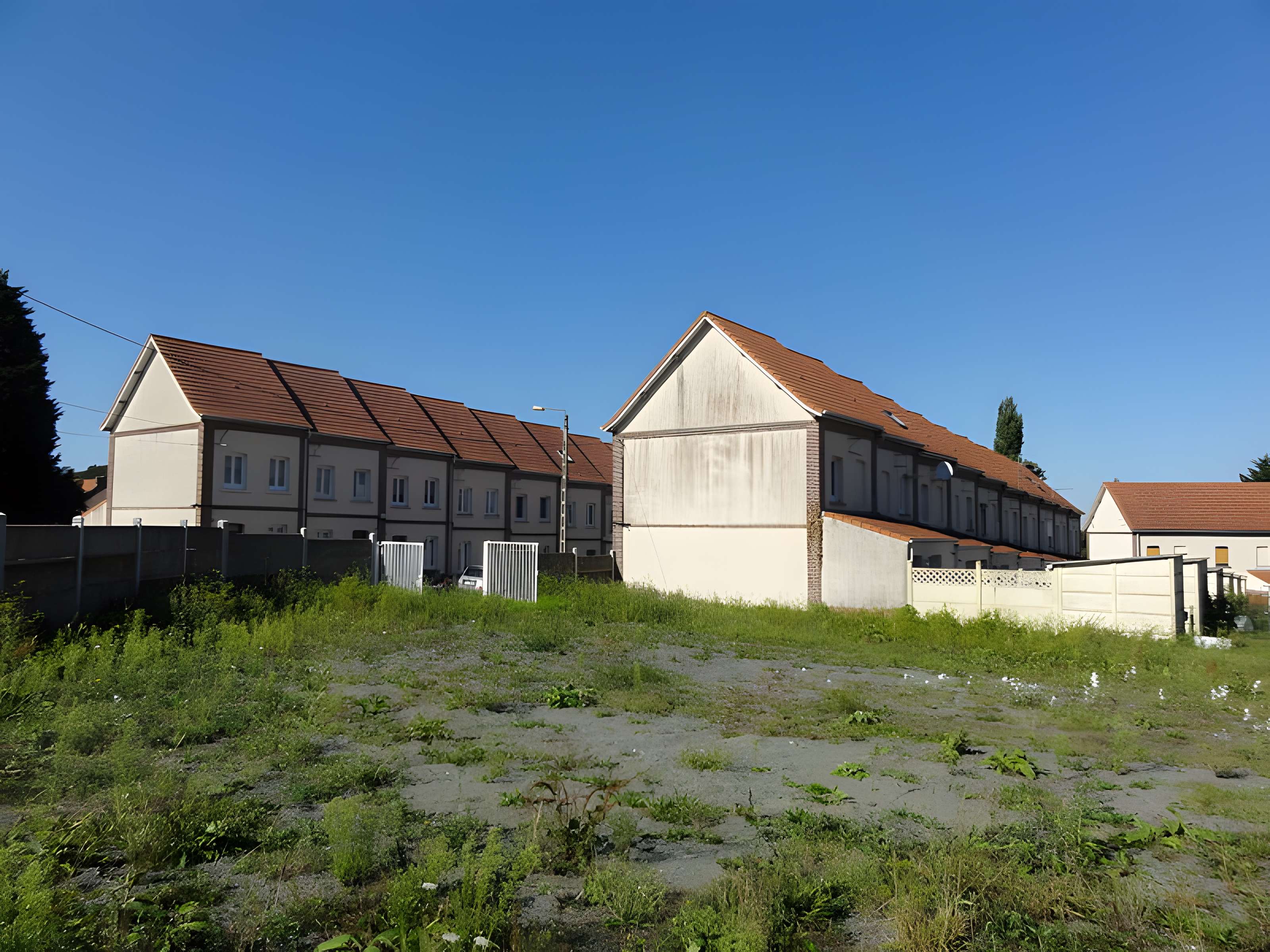 Fosse n° 7 de la compagnie des mines de Vicoigne-Noeux-Drocourt et du groupe de Béthune des Houillères du Bassin du Nord et du Pas-de-Calais