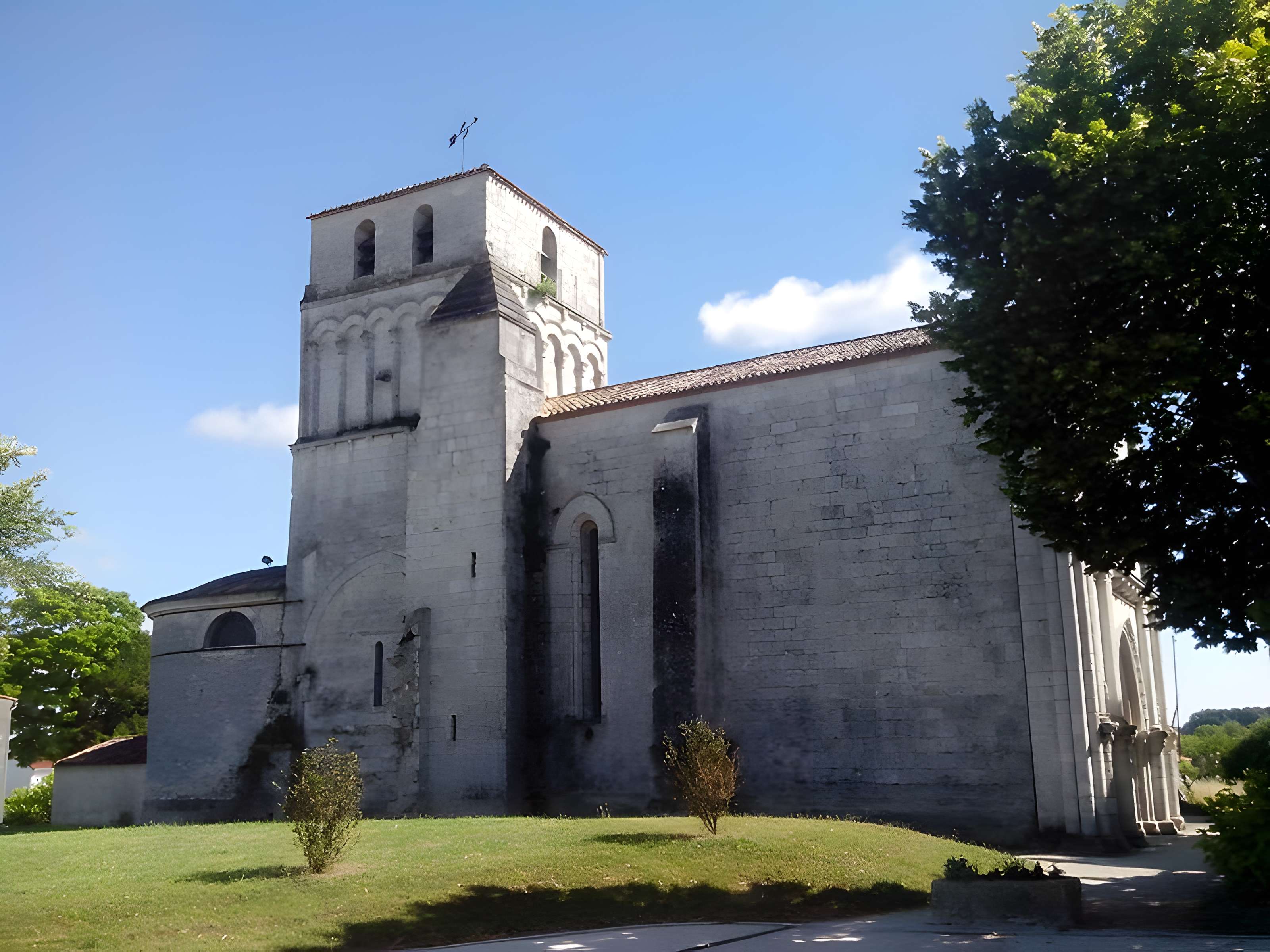 Église Saint-Sulpice de Saint-Sulpice-de-Royan