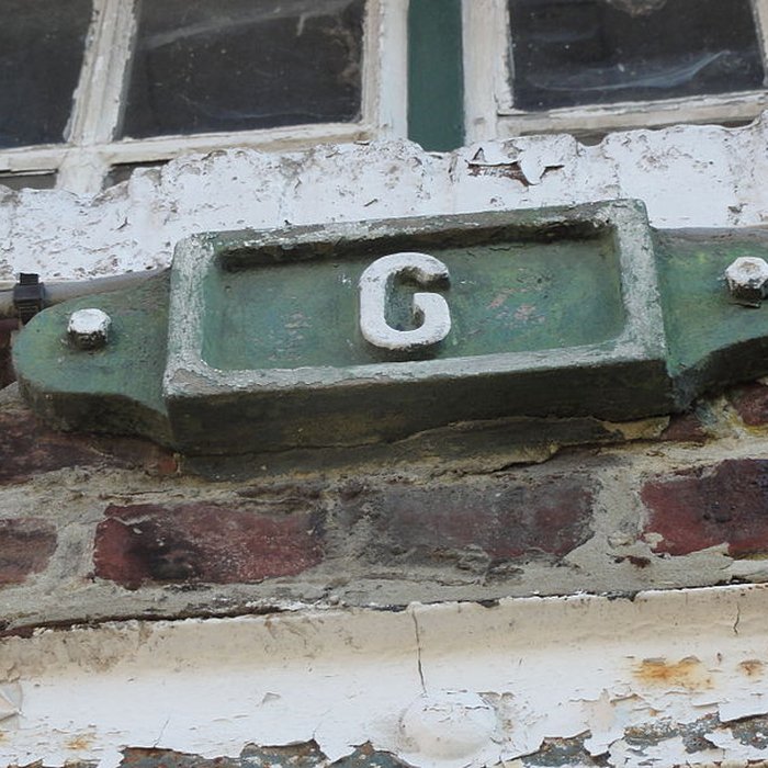 Photo de Cité des Electriciens ancien coron de la fosse n 2 dite du Mont-Blanc , située en bordure de la rue Anatole-France et constitué de la totalité des rues Ampère, Branly, Coulomb, Edison, Faraday, Franklin, Gramme, Laplace, Marconi, Volta