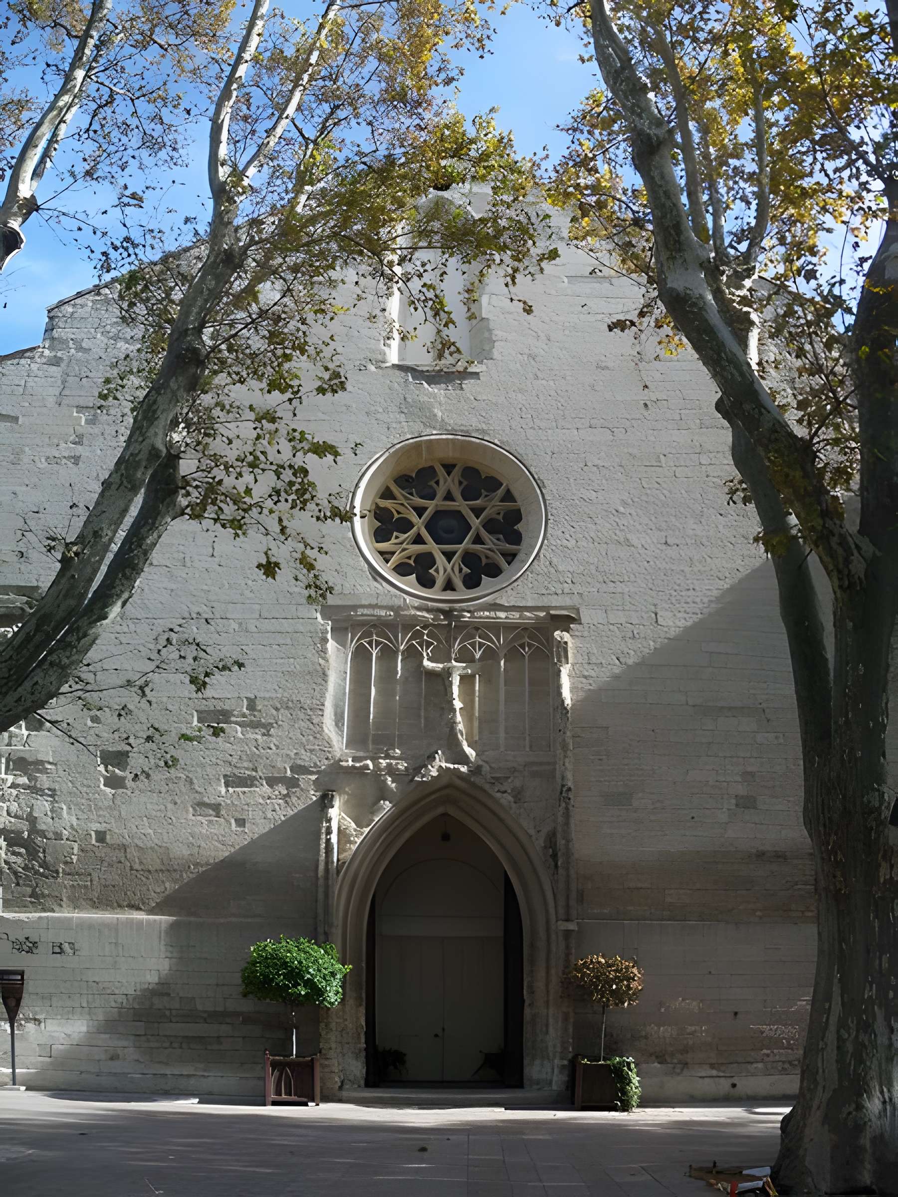 Église Saint-Symphorien-les-Carmes d'Avignon 