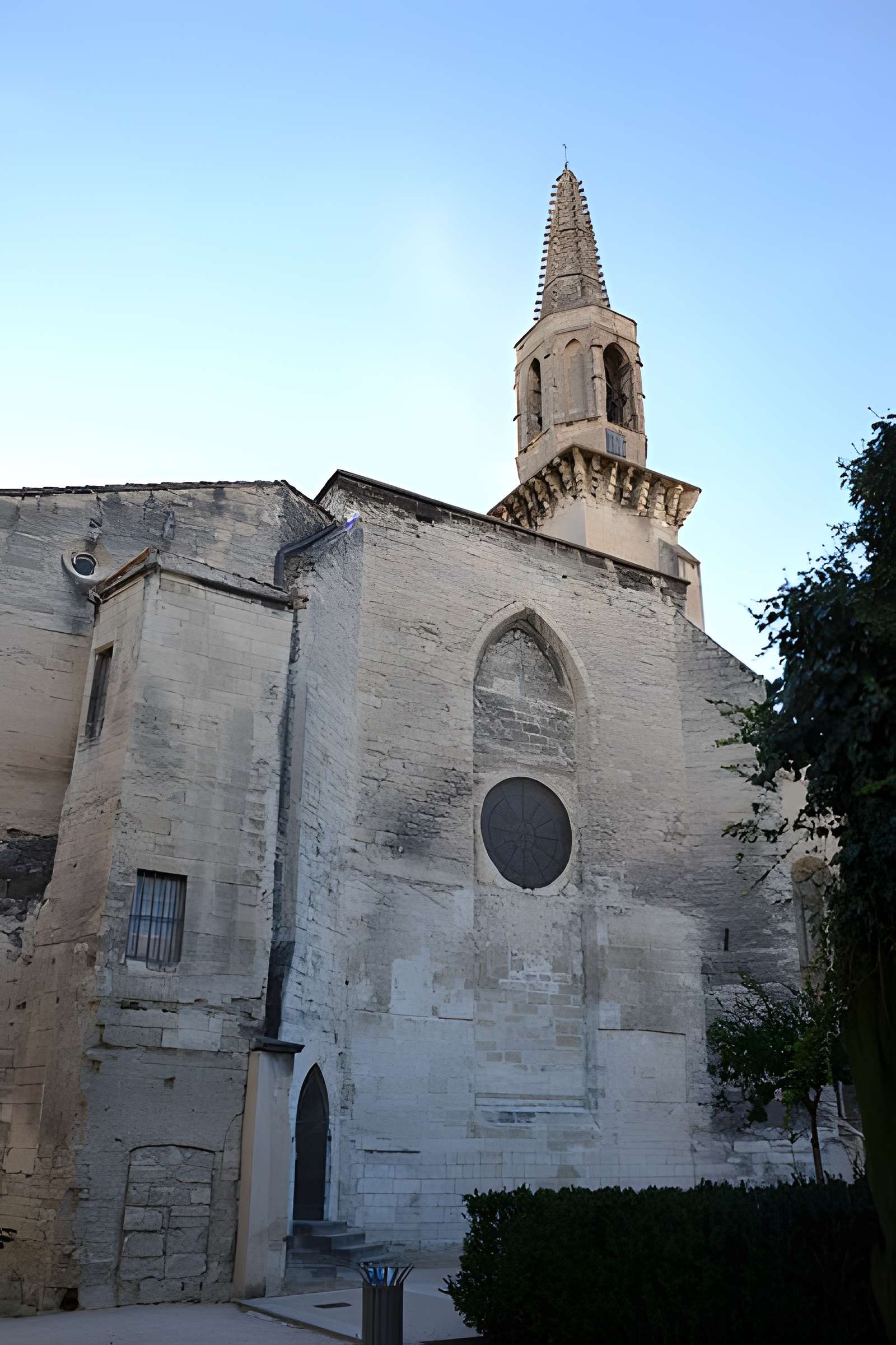 Église Saint-Symphorien-les-Carmes d'Avignon