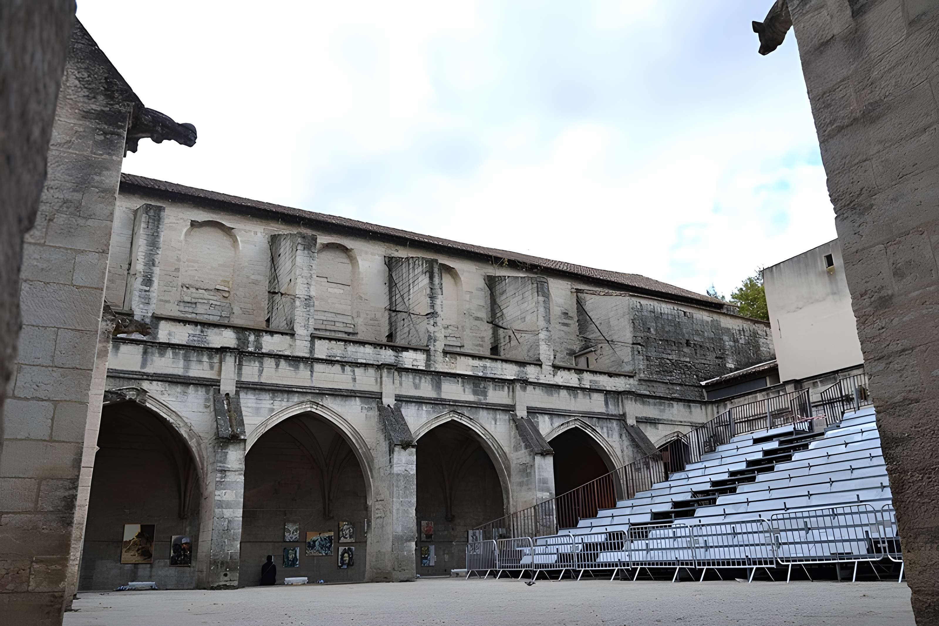 Église Saint-Symphorien-les-Carmes d'Avignon