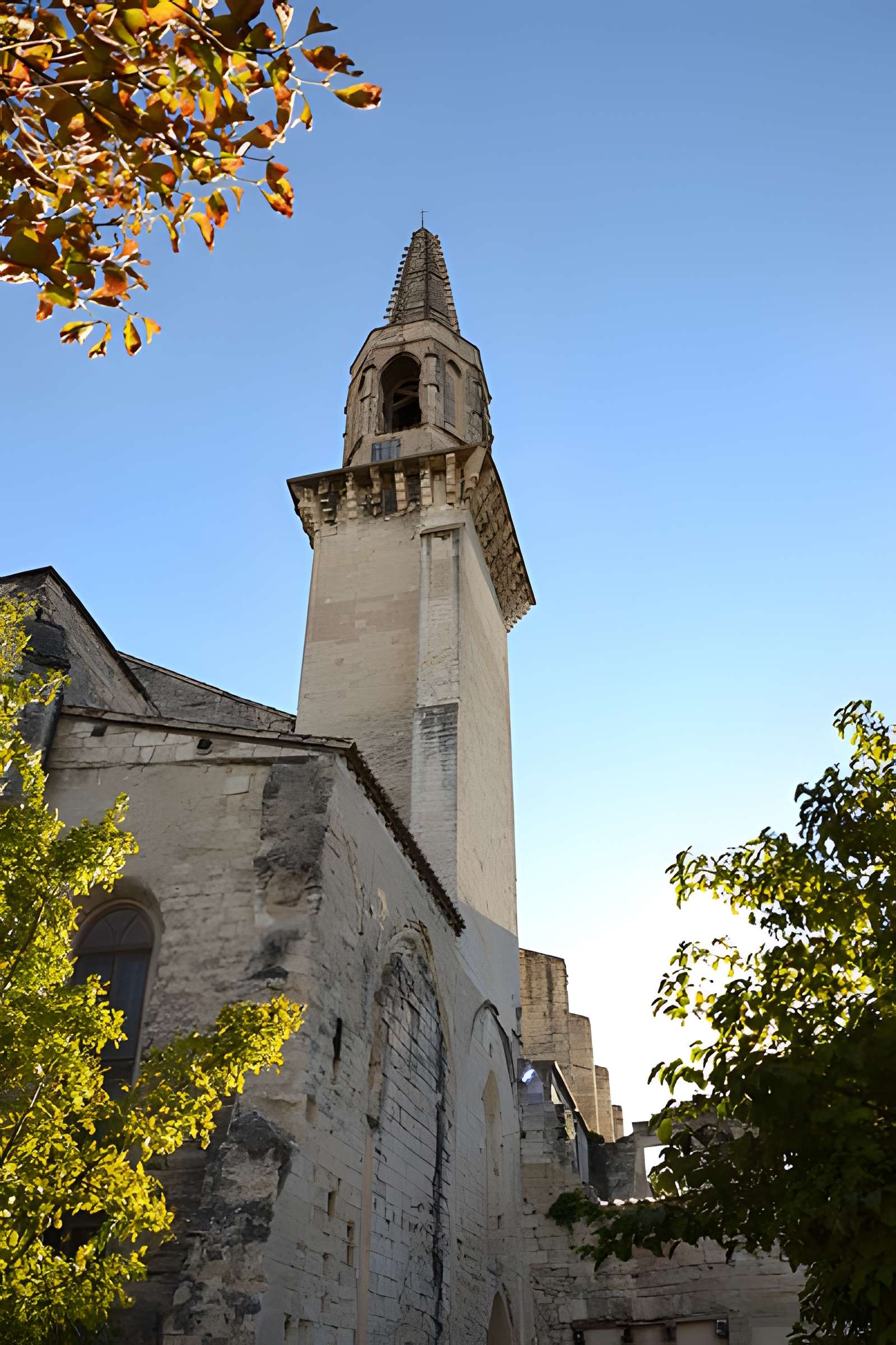 Église Saint-Symphorien-les-Carmes d'Avignon