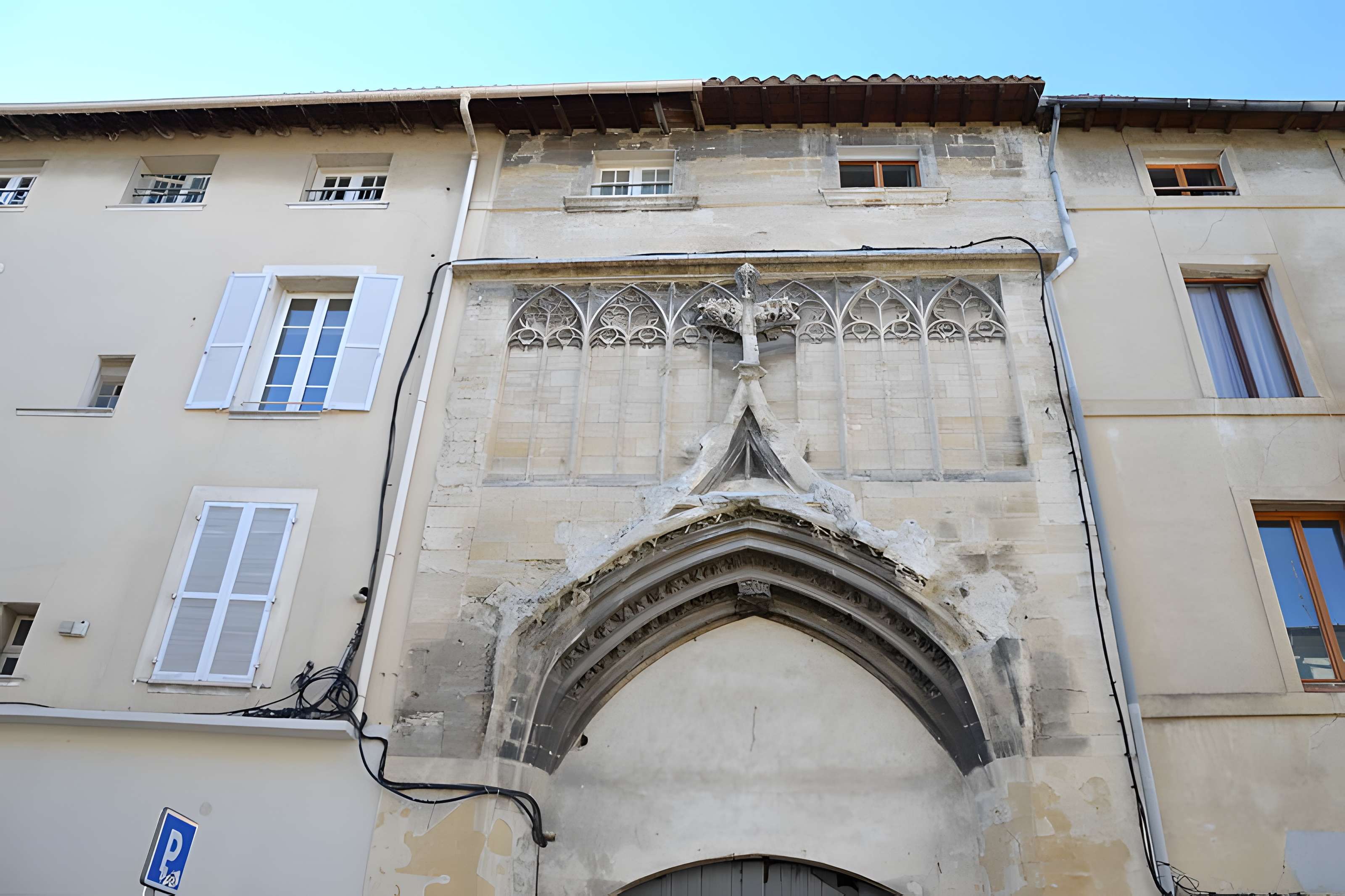 Église Saint-Symphorien-les-Carmes d'Avignon