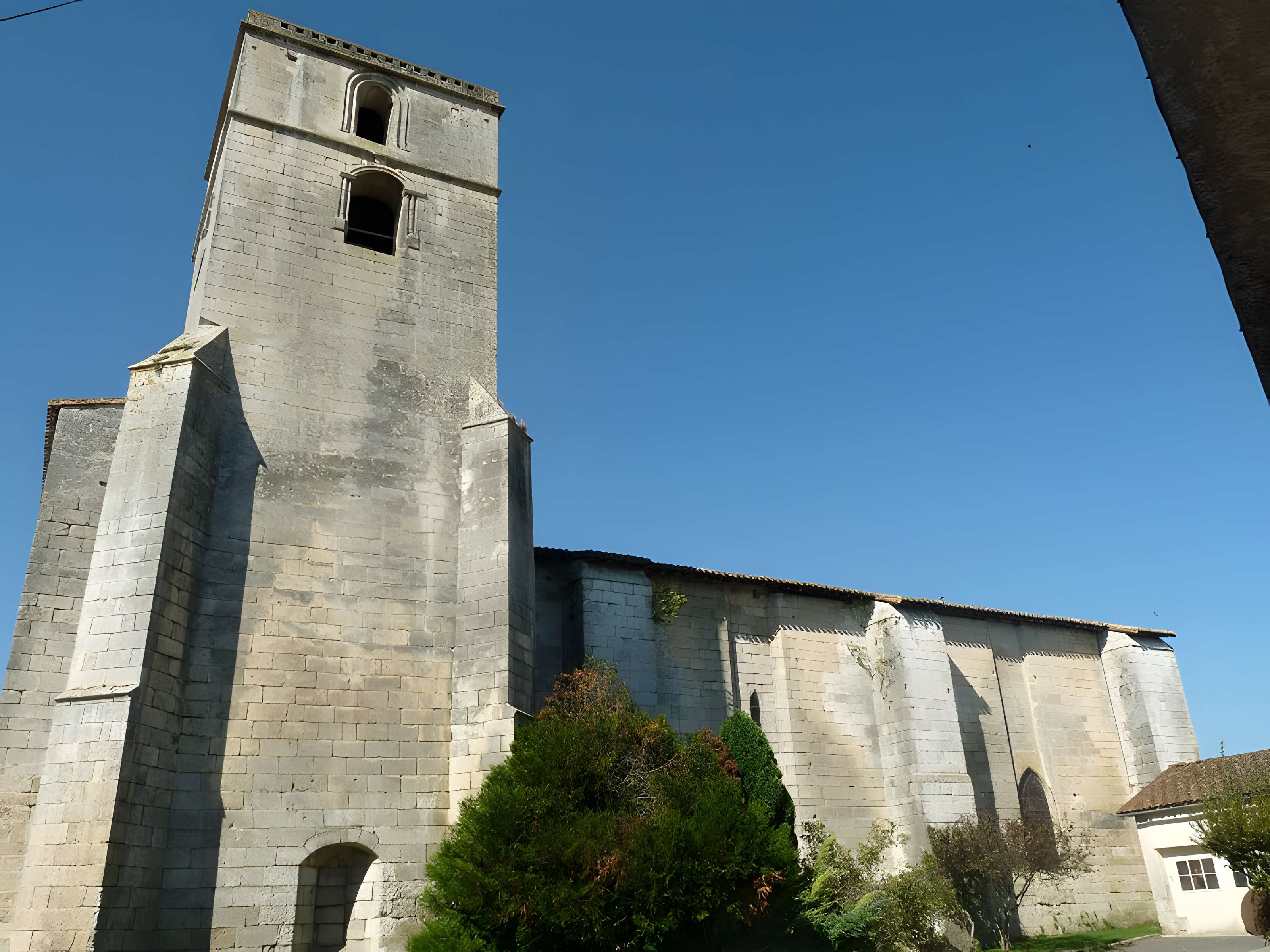 Église Saint-Théodore de La Rochebeaucourt