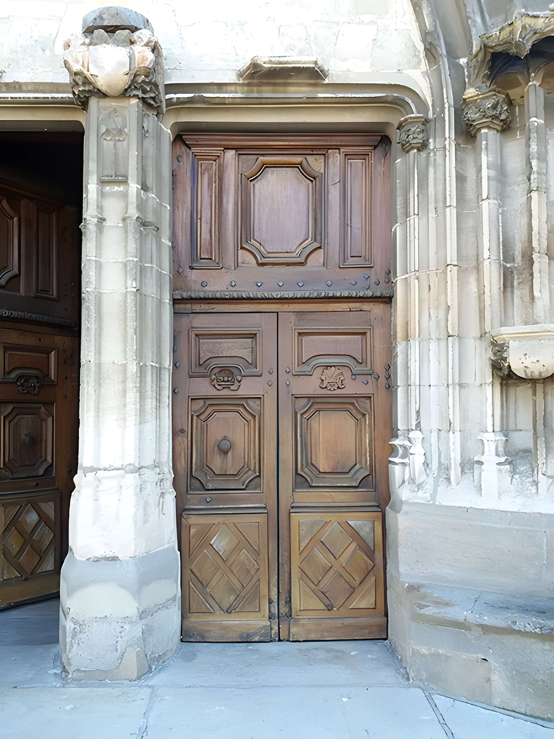 Église Saint-Theudère de Saint-Chef