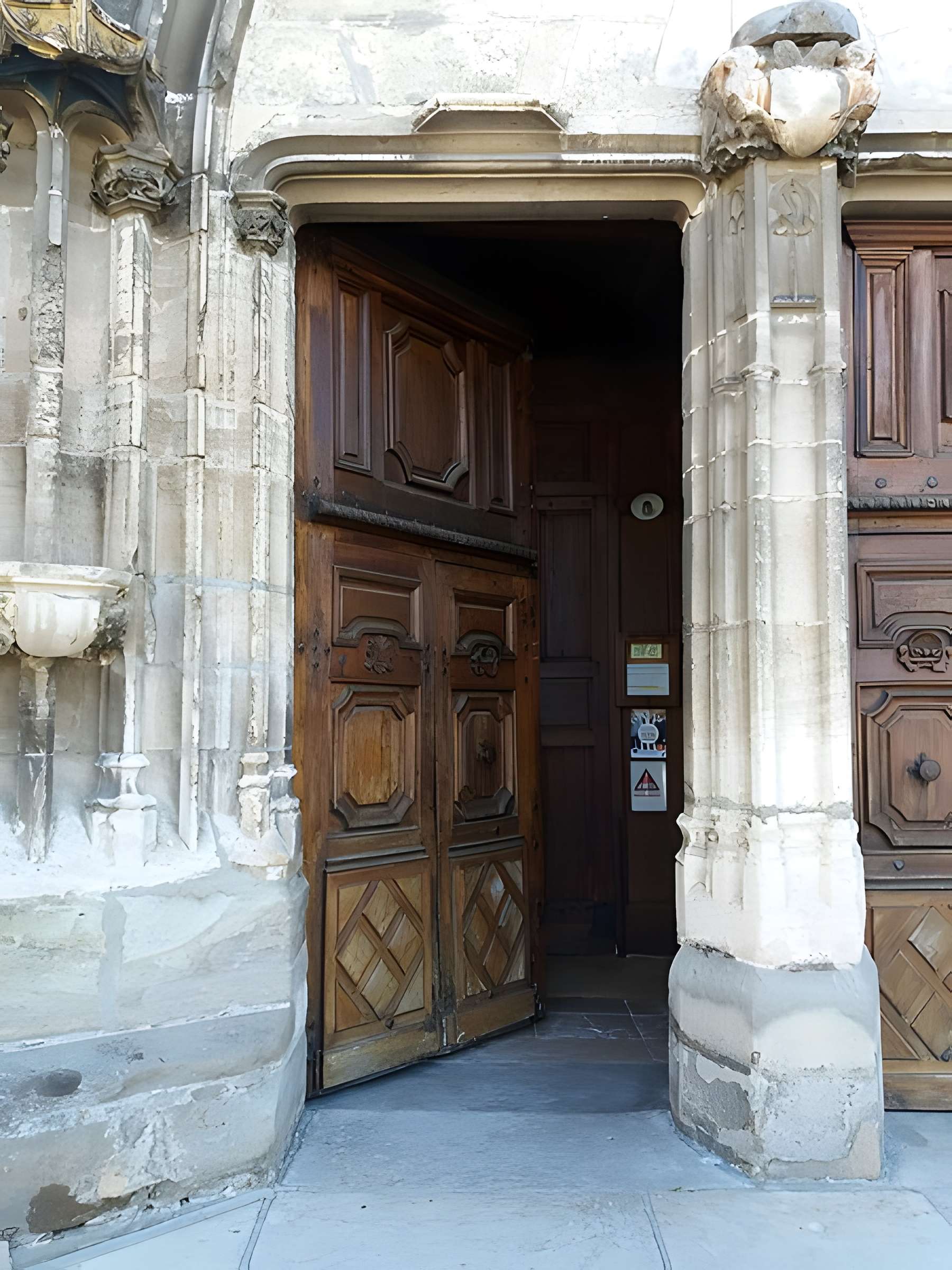 Église Saint-Theudère de Saint-Chef