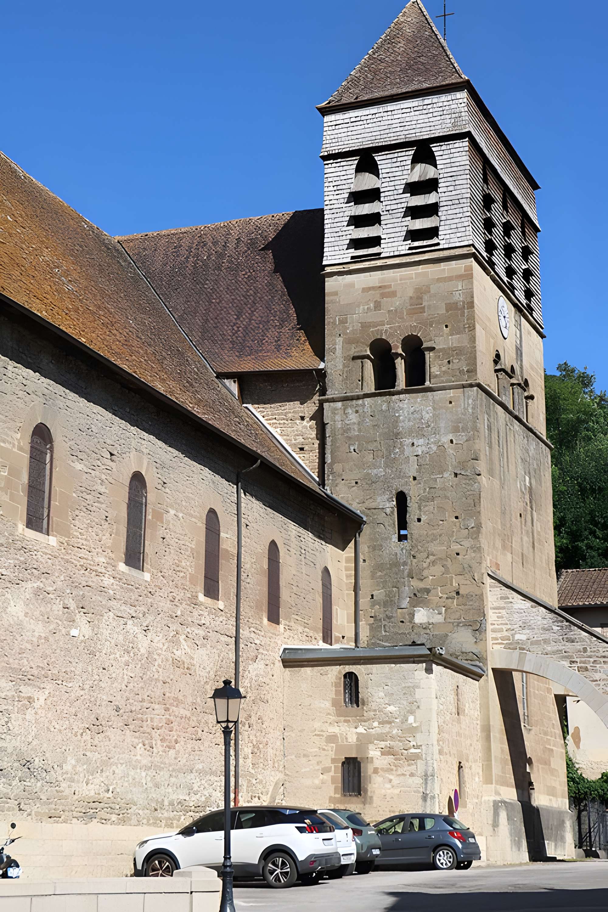 Église Saint-Theudère de Saint-Chef