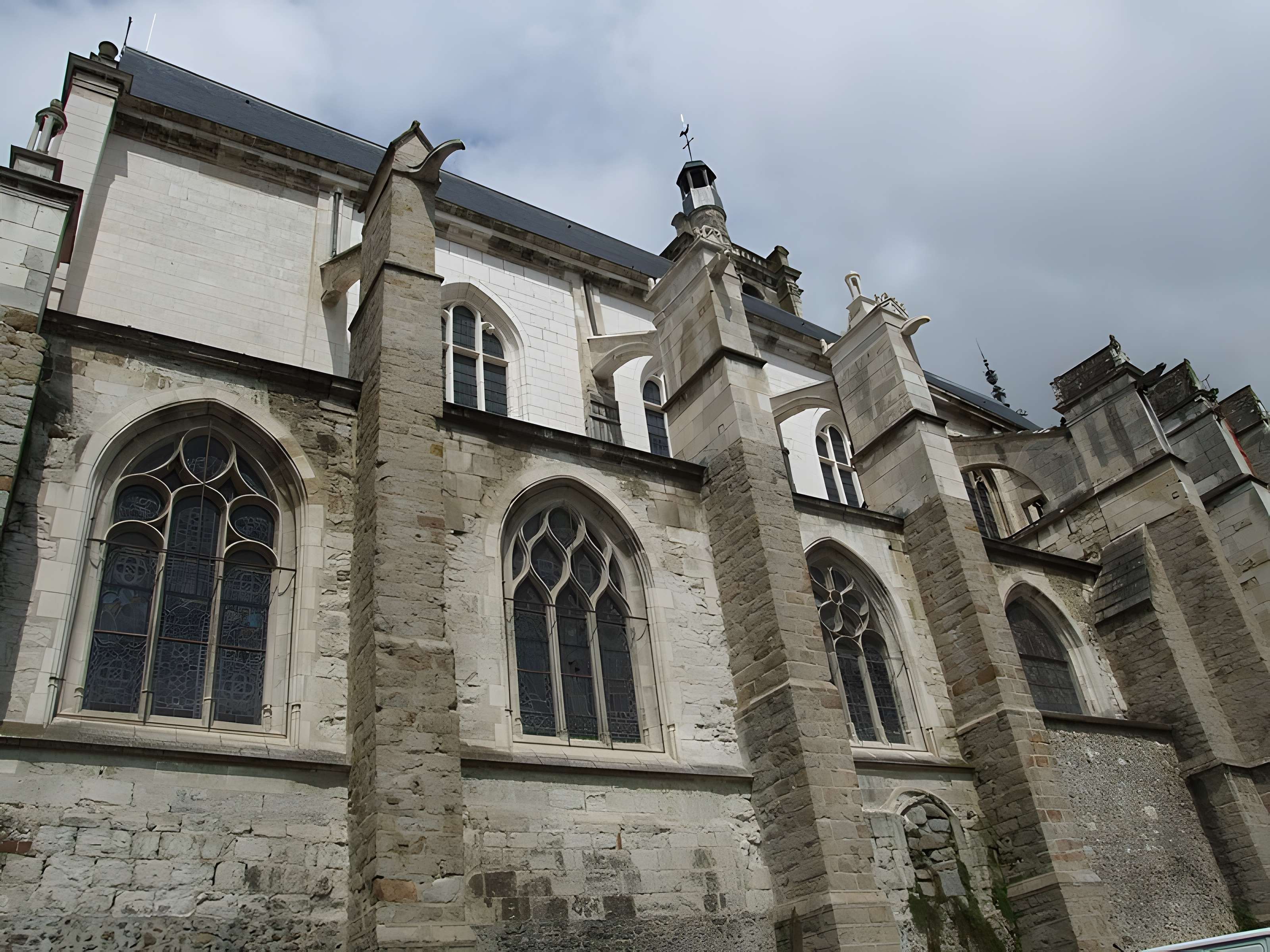 Église Saint-Thibault de Joigny