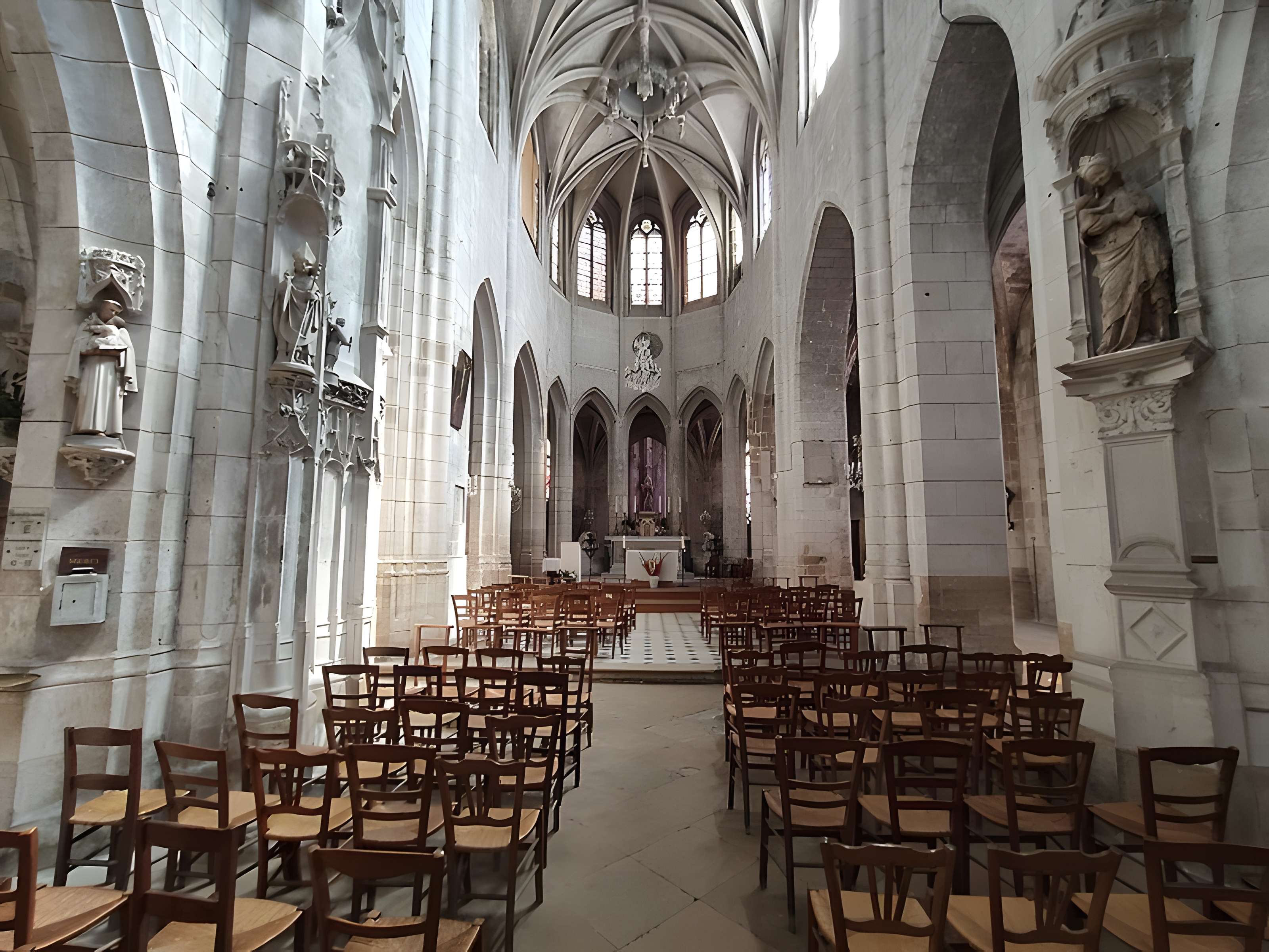 Église Saint-Thibault de Joigny