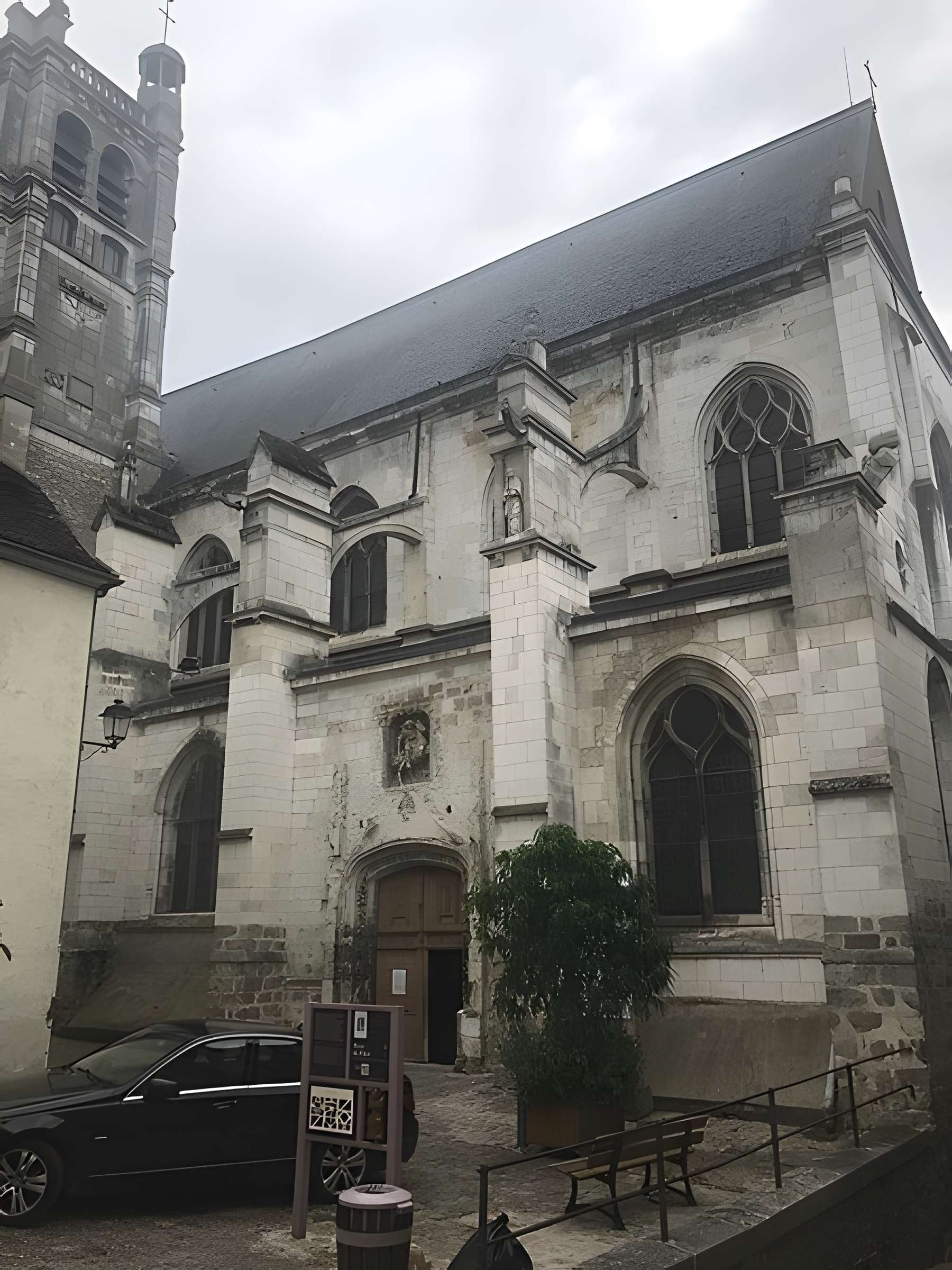 Église Saint-Thibault de Joigny