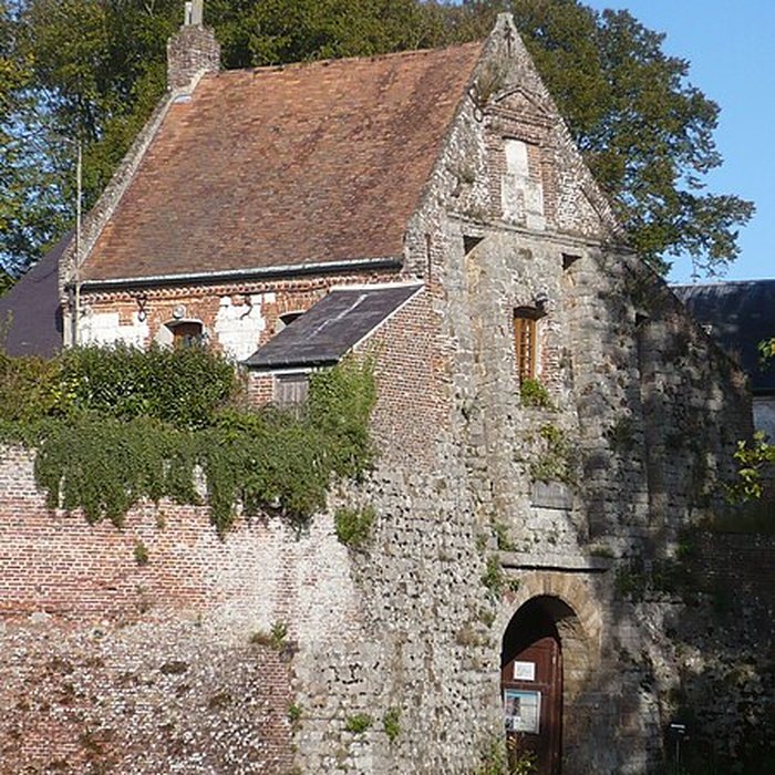 Photo de Ruines des remparts
