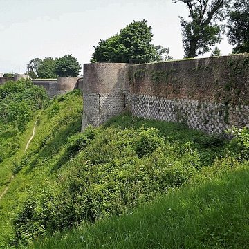 Ruines des remparts