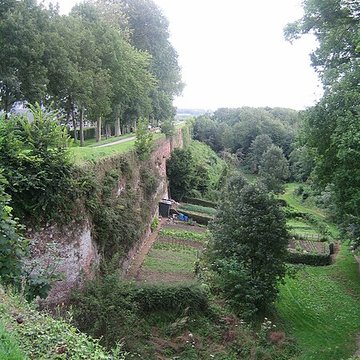 Ruines des remparts