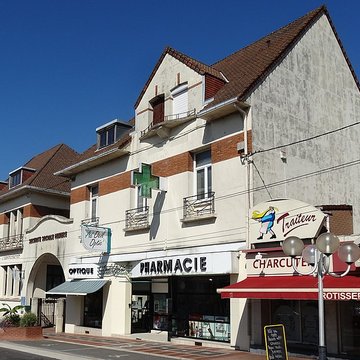 Ancienne pharmacie centrale de la Compagnie des Mines de Vicoigne-Noeux-Drocourt