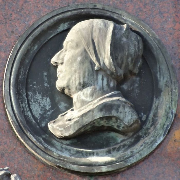 Photo de Monument à madame Declercq dit de la Découverte du Charbon