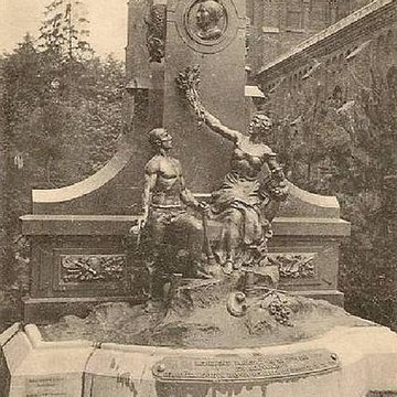 Monument à madame Declercq dit de la Découverte du Charbon