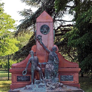 Monument à madame Declercq dit de la Découverte du Charbon